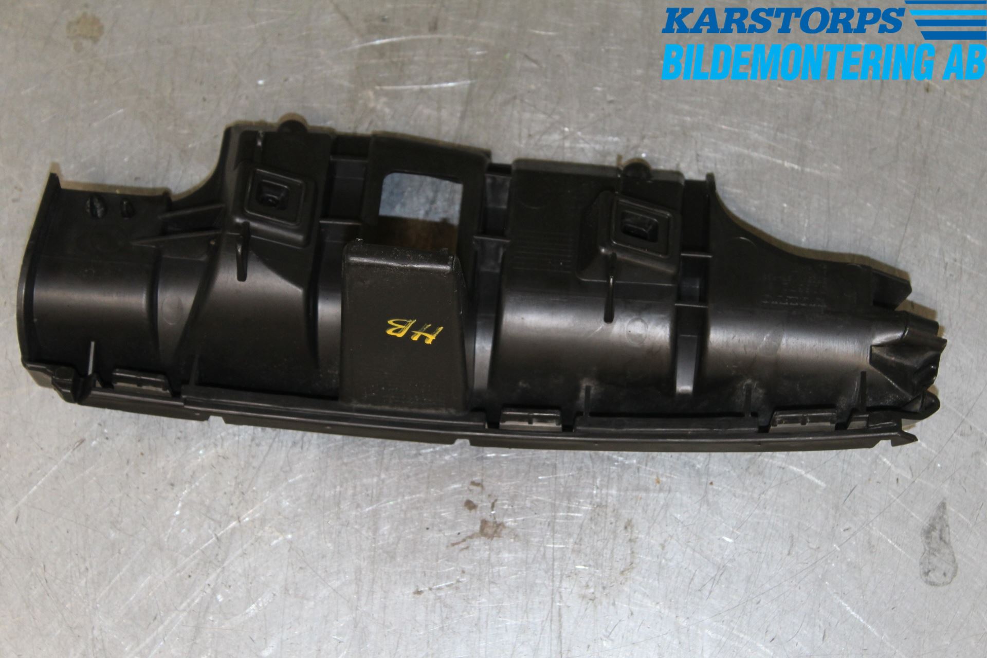 Volvo C30 10-13 Støtfangerfeste Bak Høyre