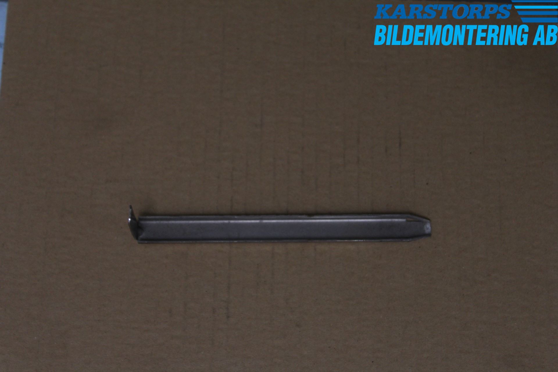 Volvo S40 04-07 Frontlykt Holder-Feste