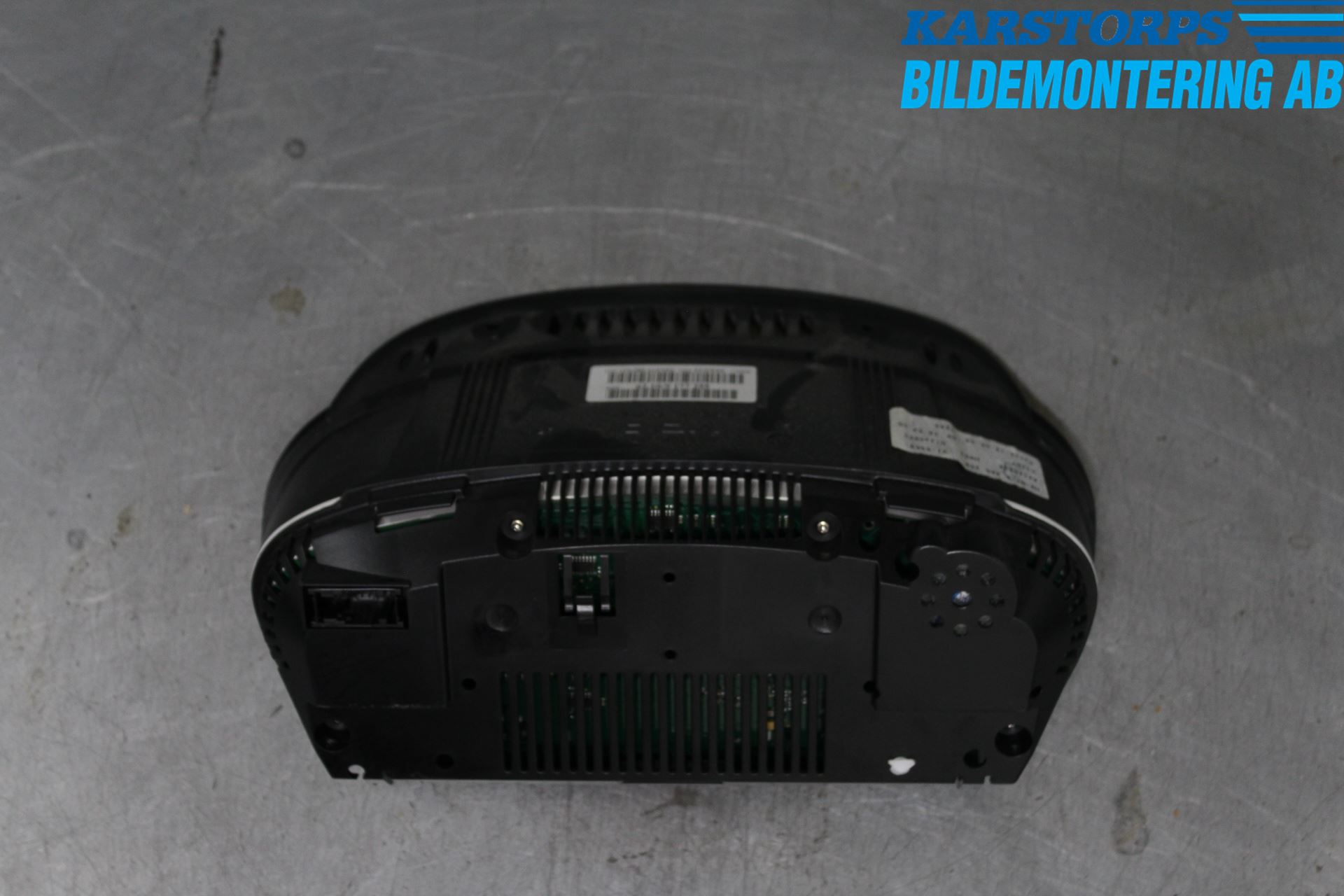 BMW 5 E60/61 Sed/Tou 02-10 Instr Kombinert