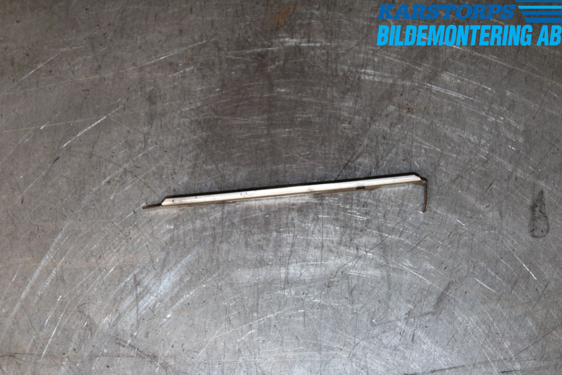 Volvo V70 08-13 Frontlykt Holder-Feste