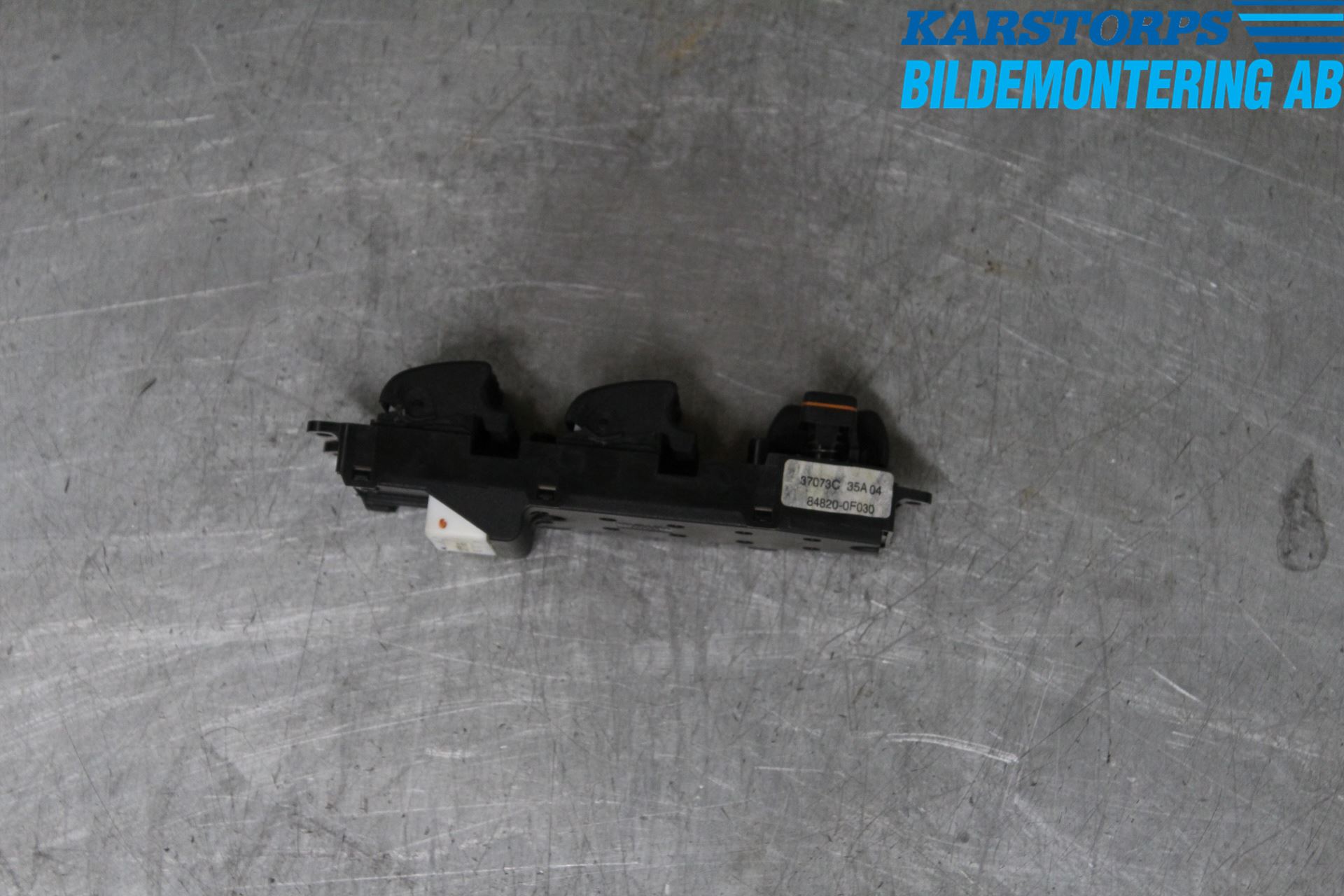 Toyota COROLLA VERSO 02-04 Bryter Vindusheis