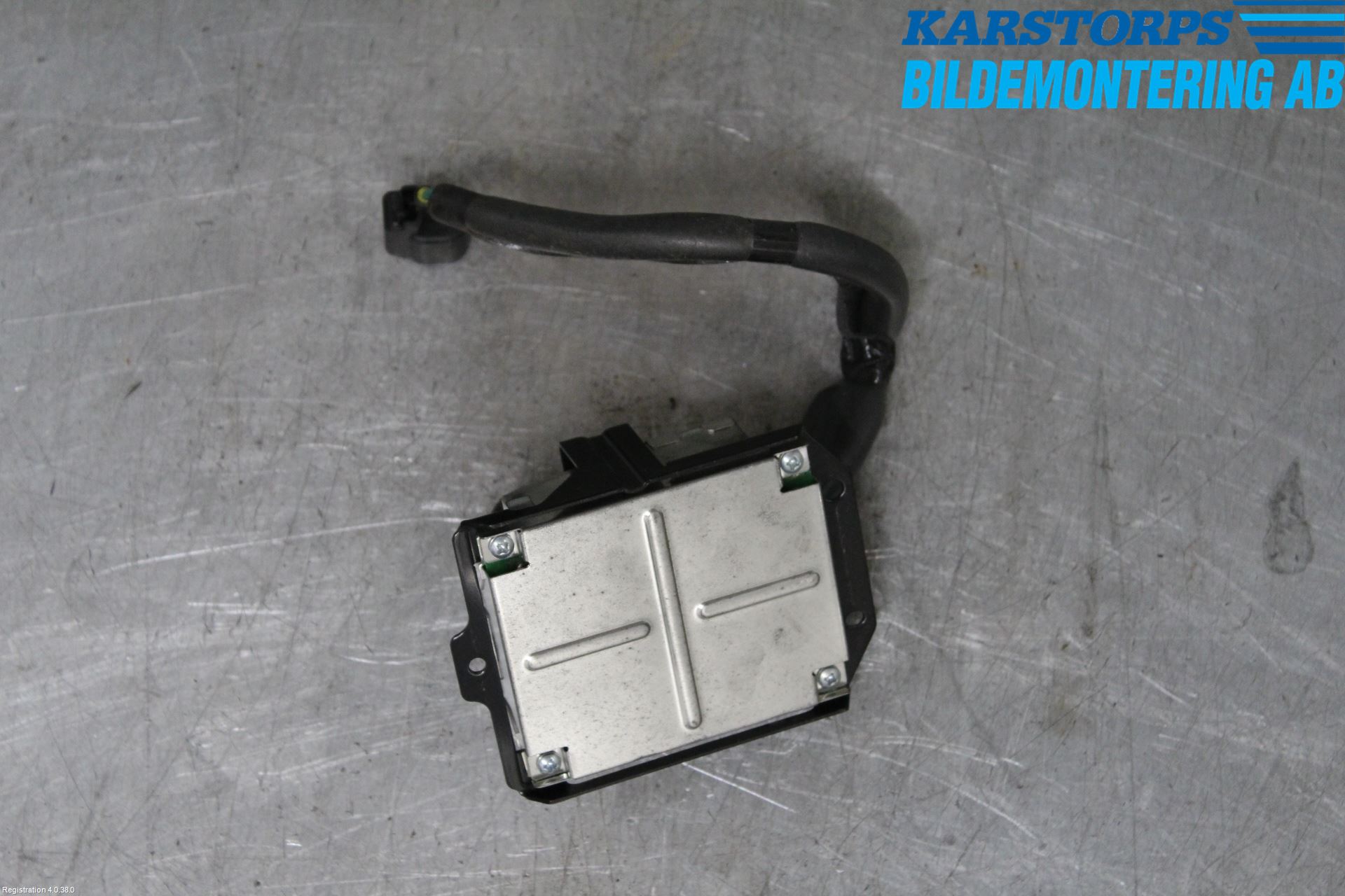 Mazda RX8 Stereo Forsterker