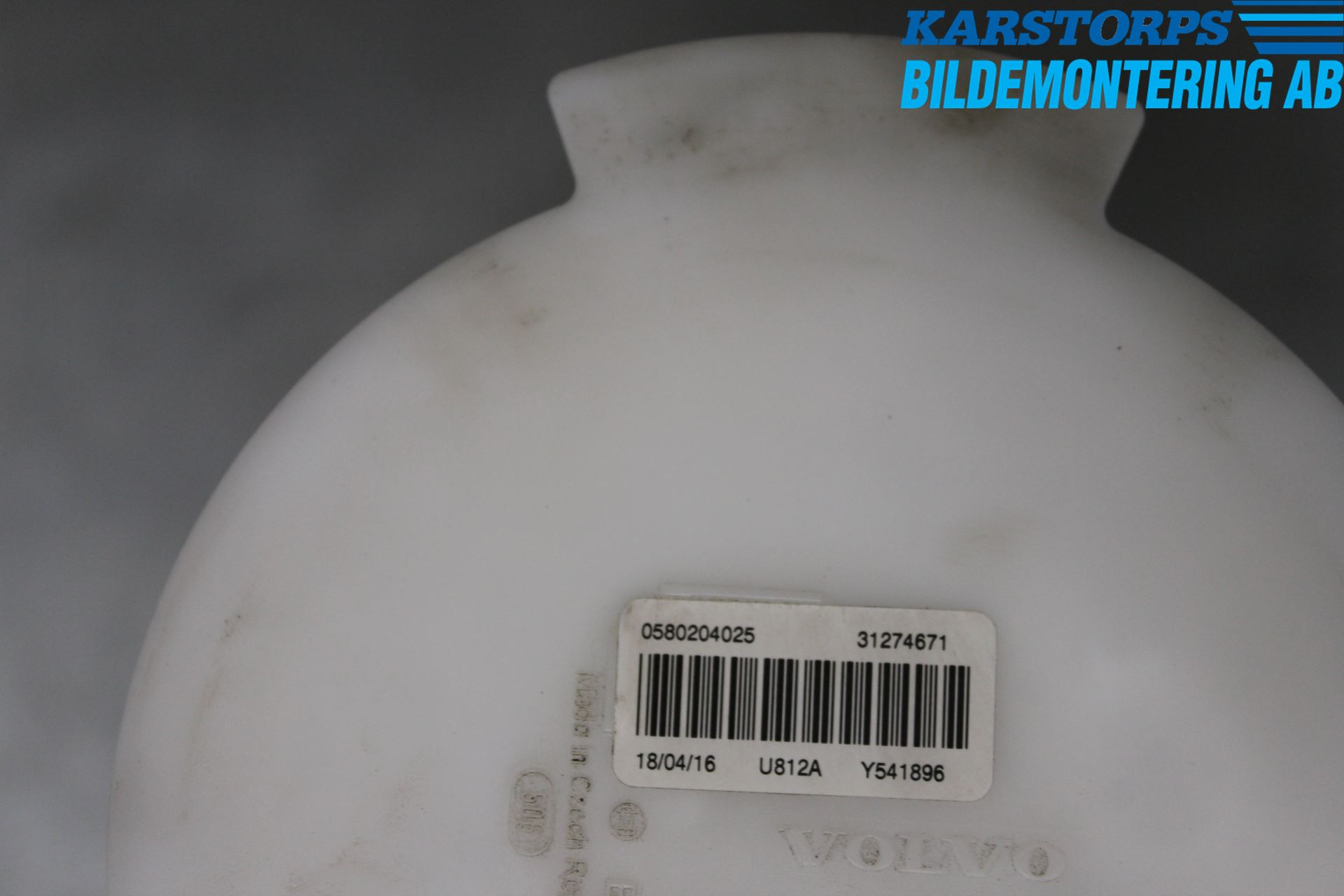 Volvo XC70 14-16 Giver Drivstofftank
