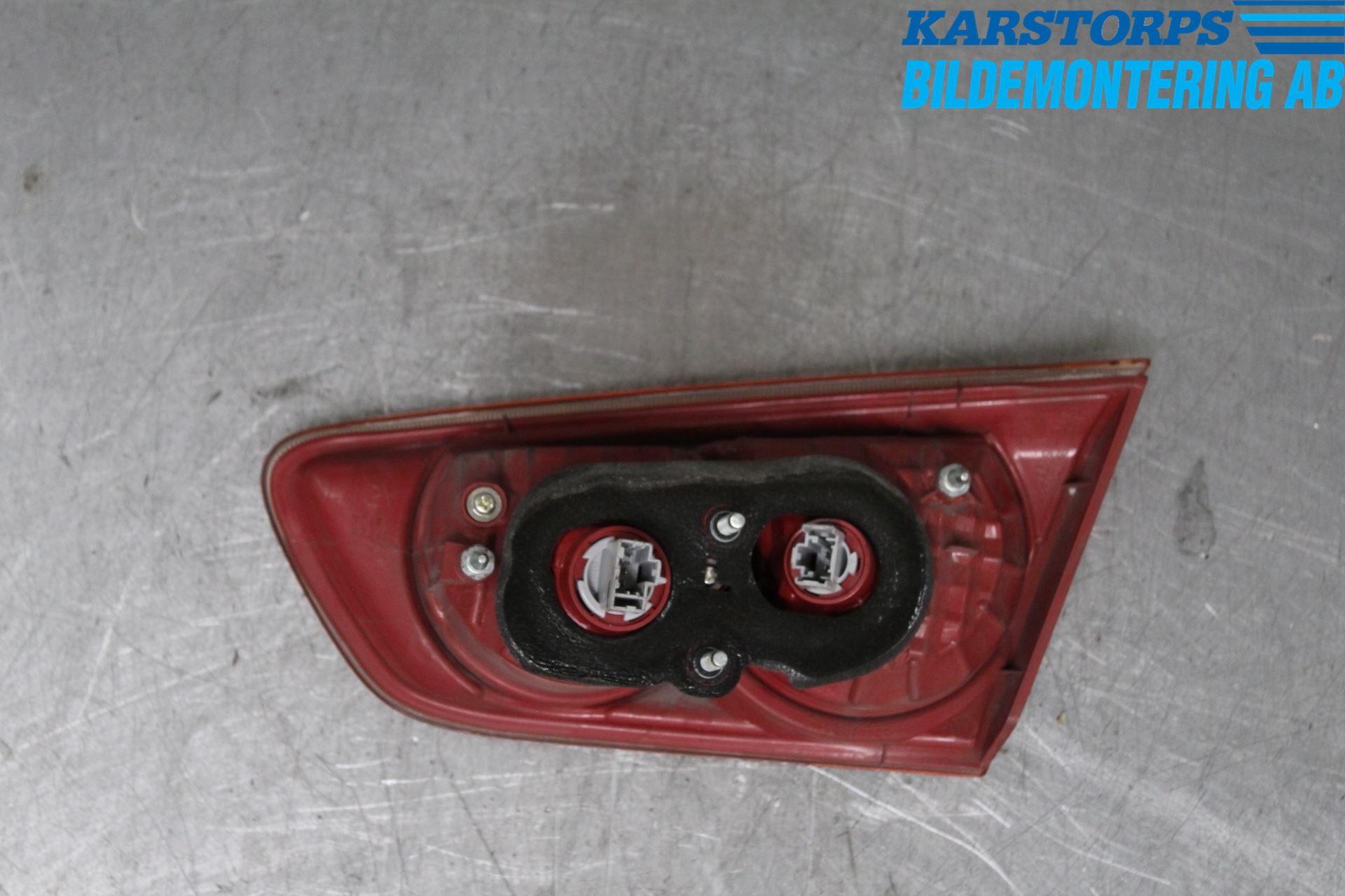 Mitsubishi LANCER 07-14 Baklykt Venstre  På Luke(Indre