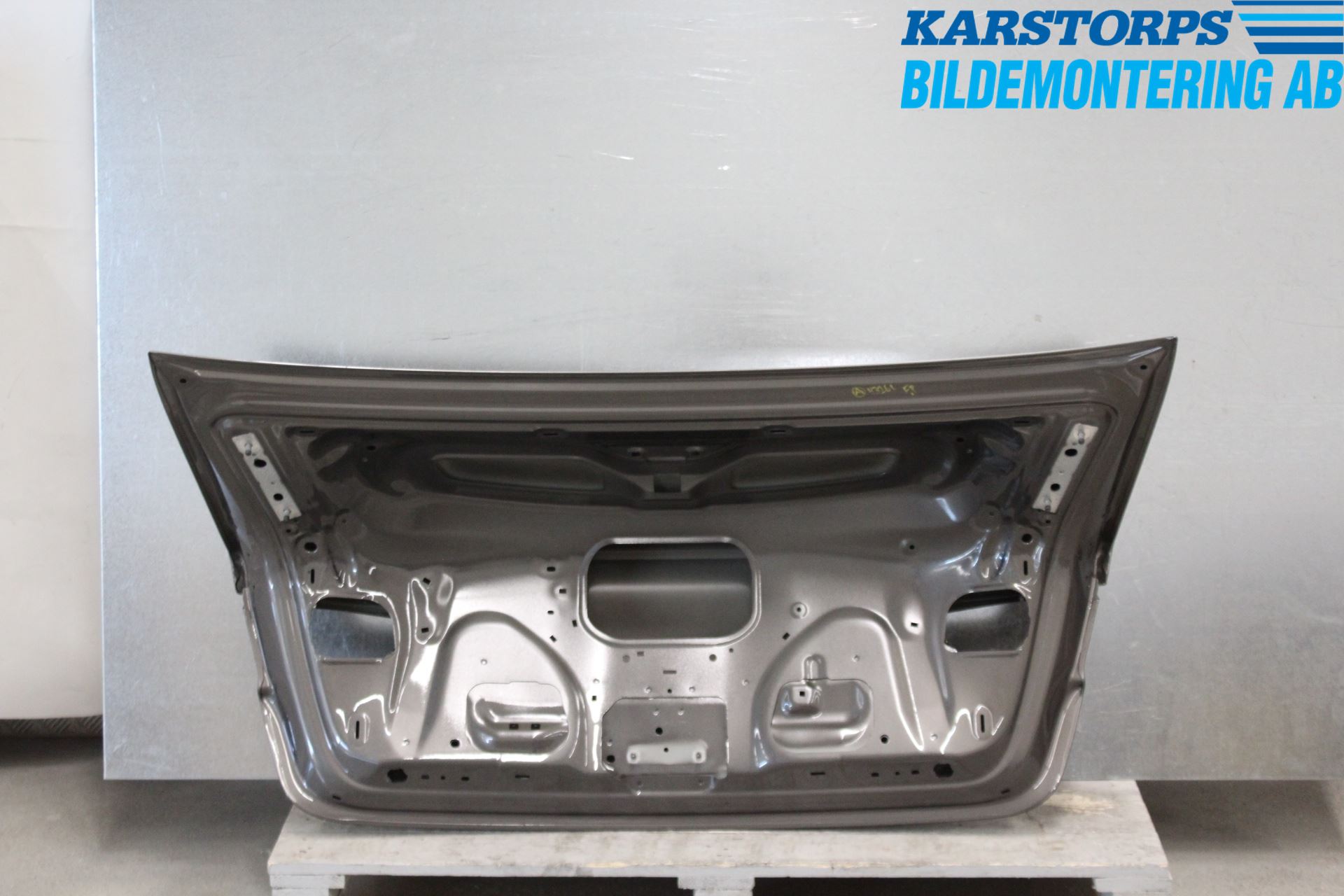 Audi A6/S6 4G 11-18 Bakluke Koffertlokk