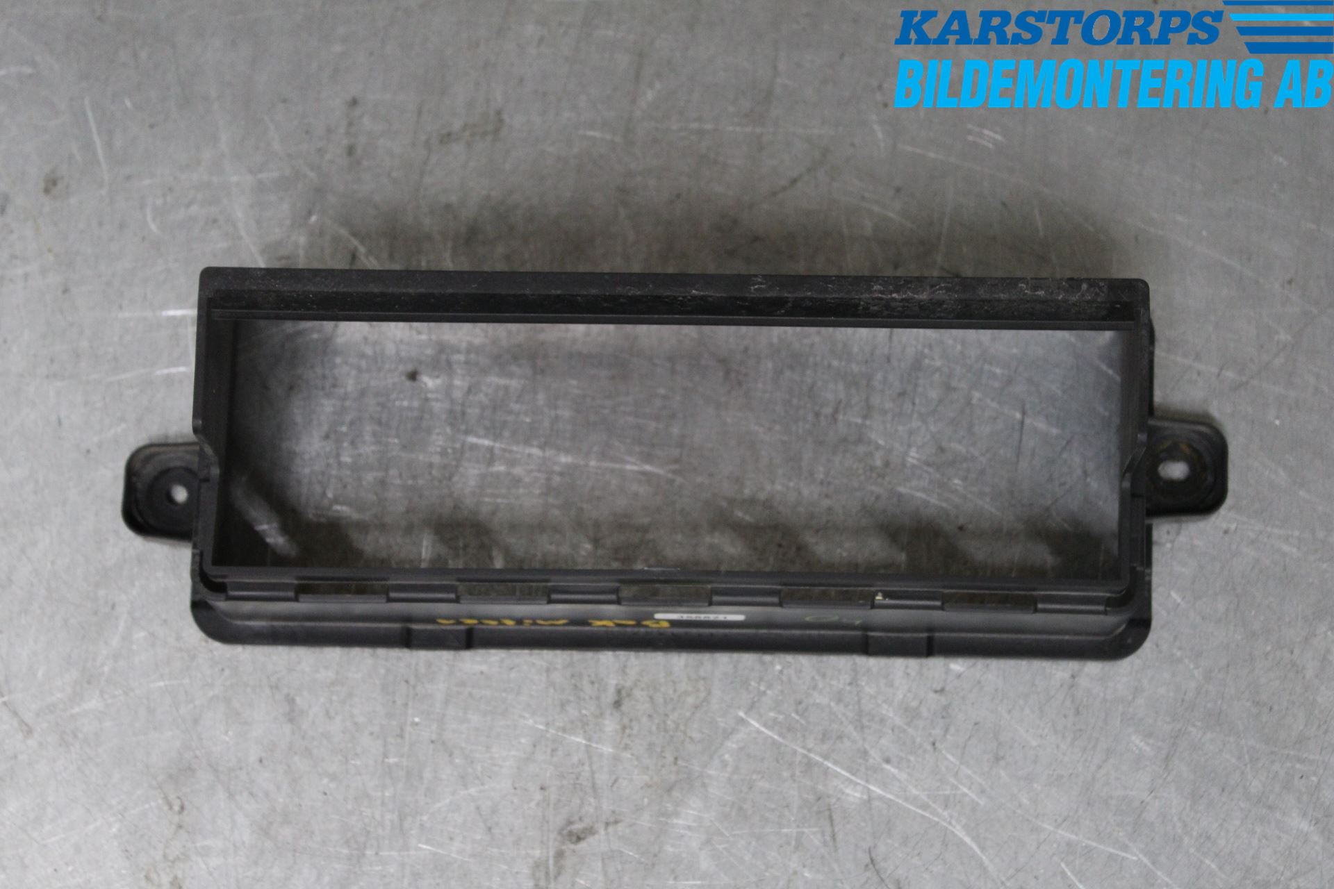 Mini ONE/COOPER 5DR F55 14-24 Ventilationsutsläpp Bak