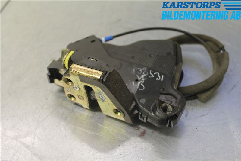 Toyota COROLLA VERSO 02-04 Dørlås - Låsekasse
