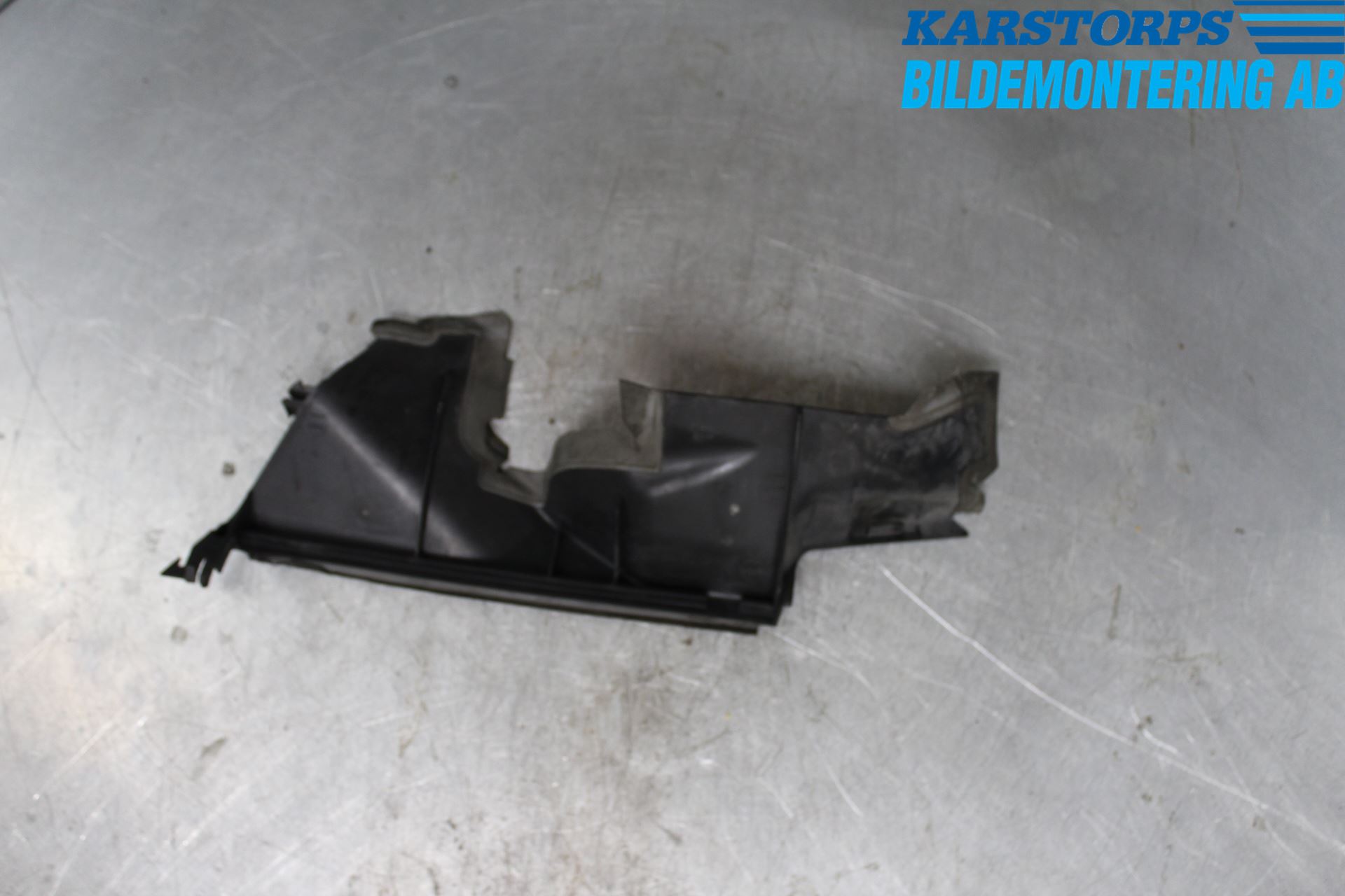 Renault MEGANE III 09-15 Radiator Feste - Ramme - Bjelk