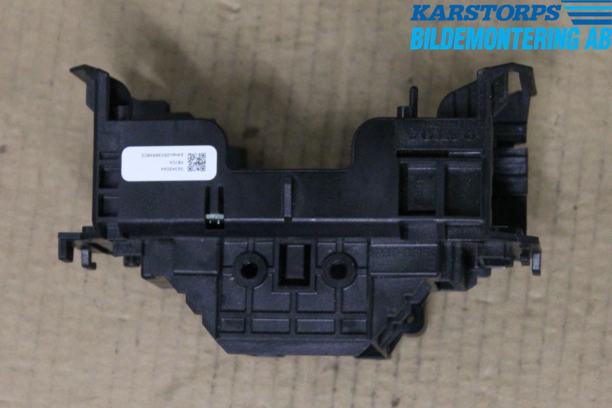 Volvo V60 14-18 Bryter Rattbryter Feste
