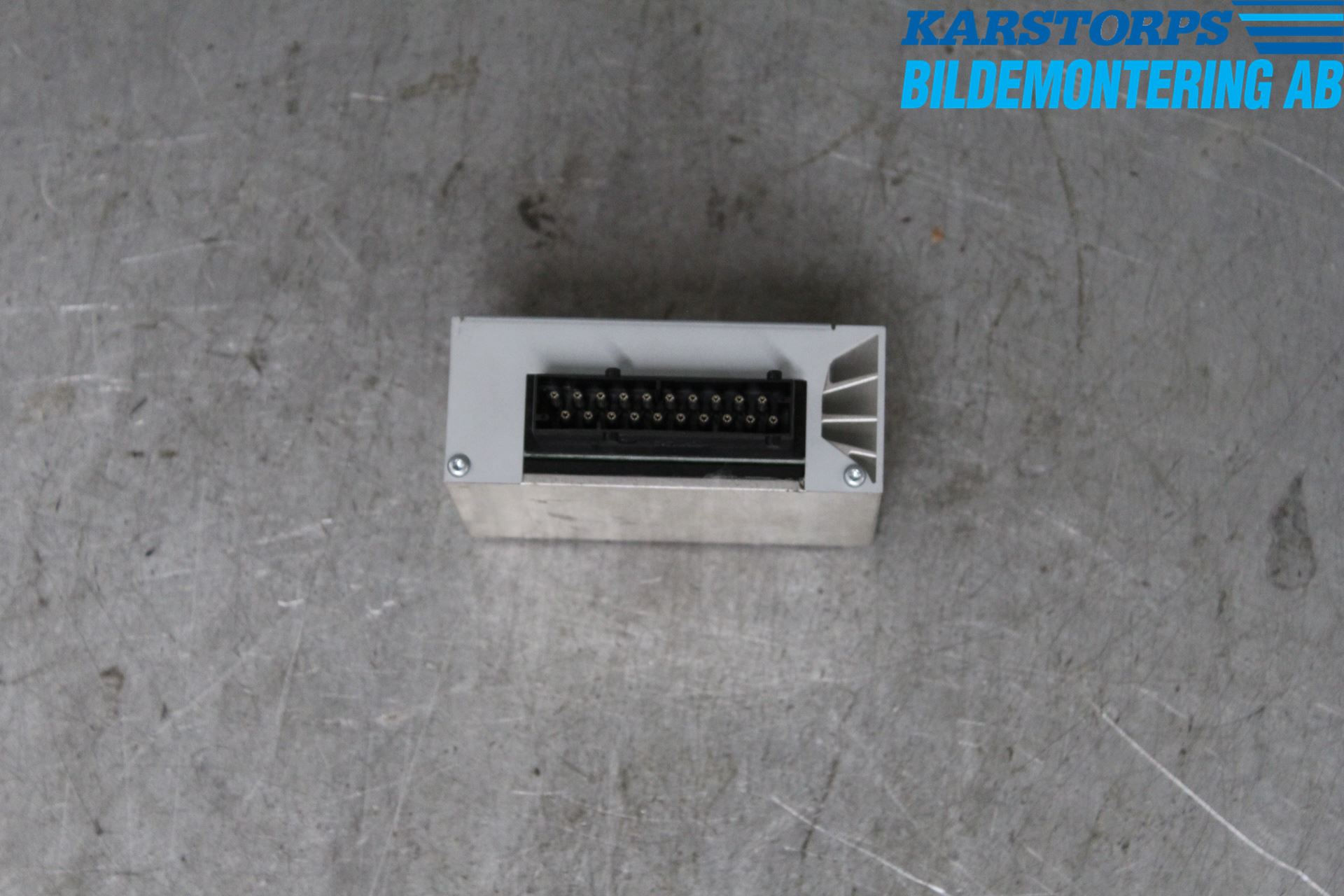 BMW 5 E60/61 Sed/Tou 02-10 Stereo Forsterker