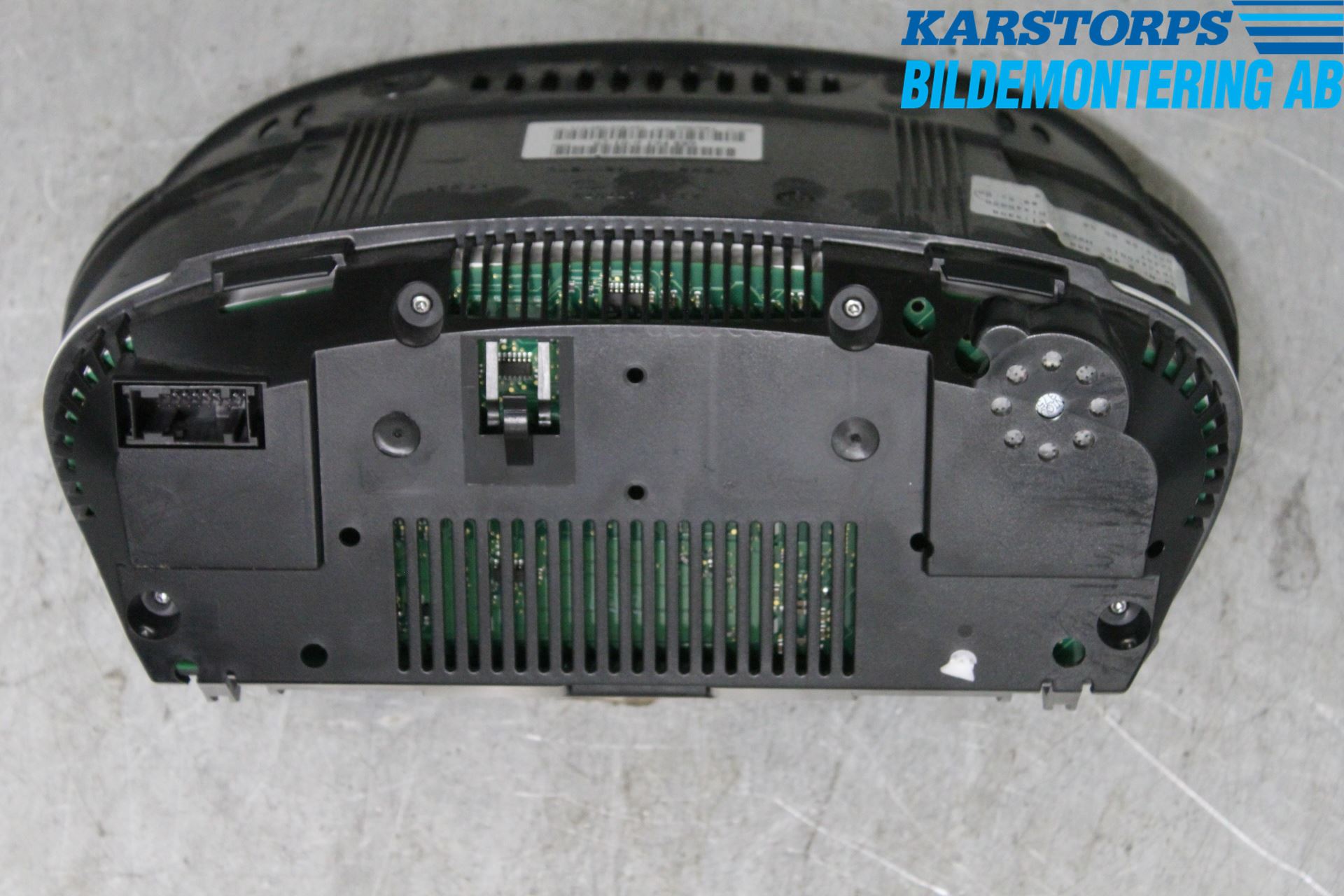 BMW 5 E60/61 Sed/Tou 02-10 Instr Kombinert