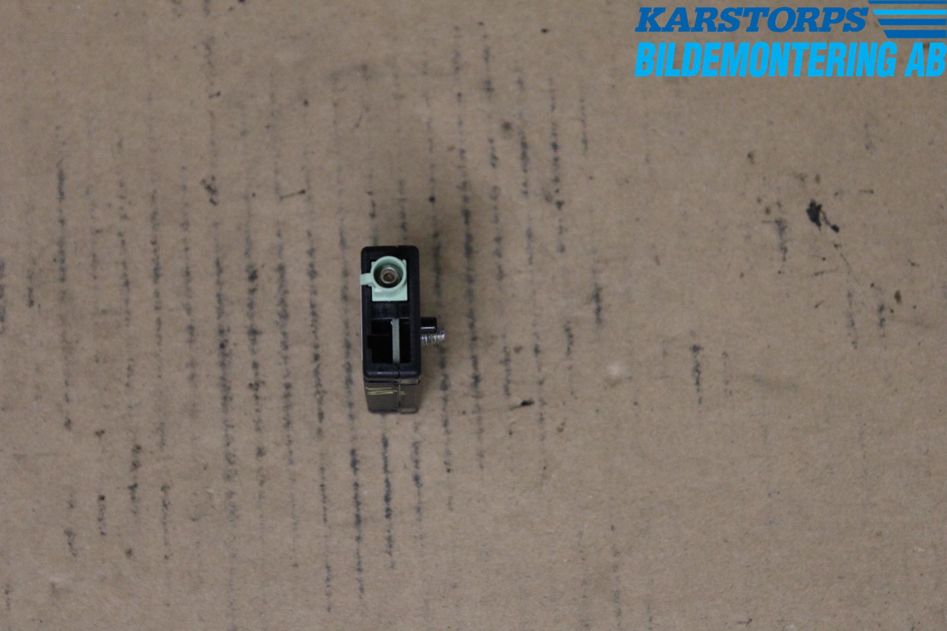 Mini ONE/COOPER 5DR F55 14-24 Stereo Antenneforsterker