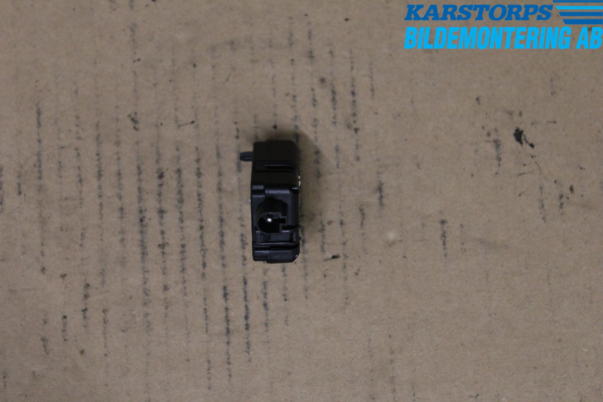 Mini ONE/COOPER 5DR F55 14-24 Stereo Antenneforsterker