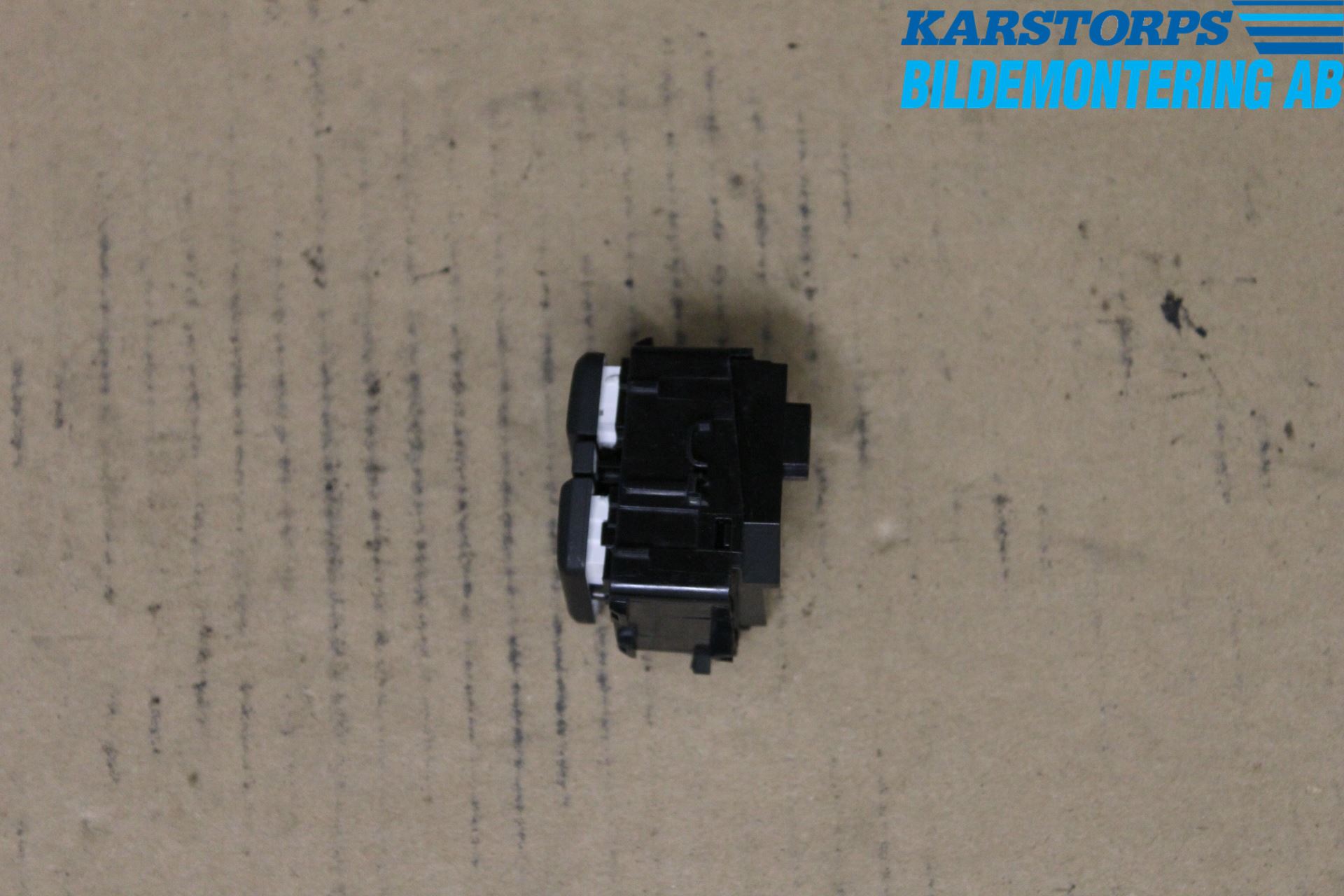 BMW 5 E60/61 Sed/Tou 02-10 Bryter Varmesete