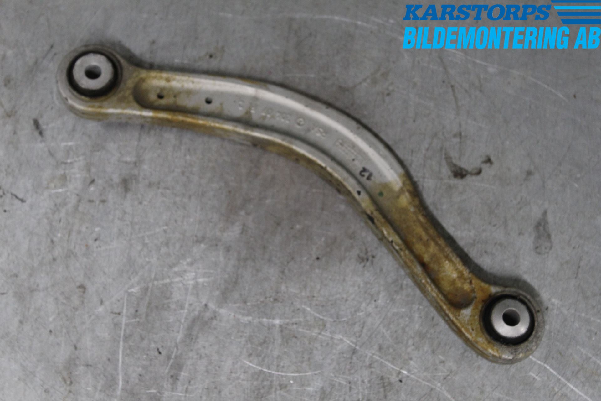 Mercedes-Benz MB C-KLASS (W204) 07-15 Bærearm Bak Venstre Øvre