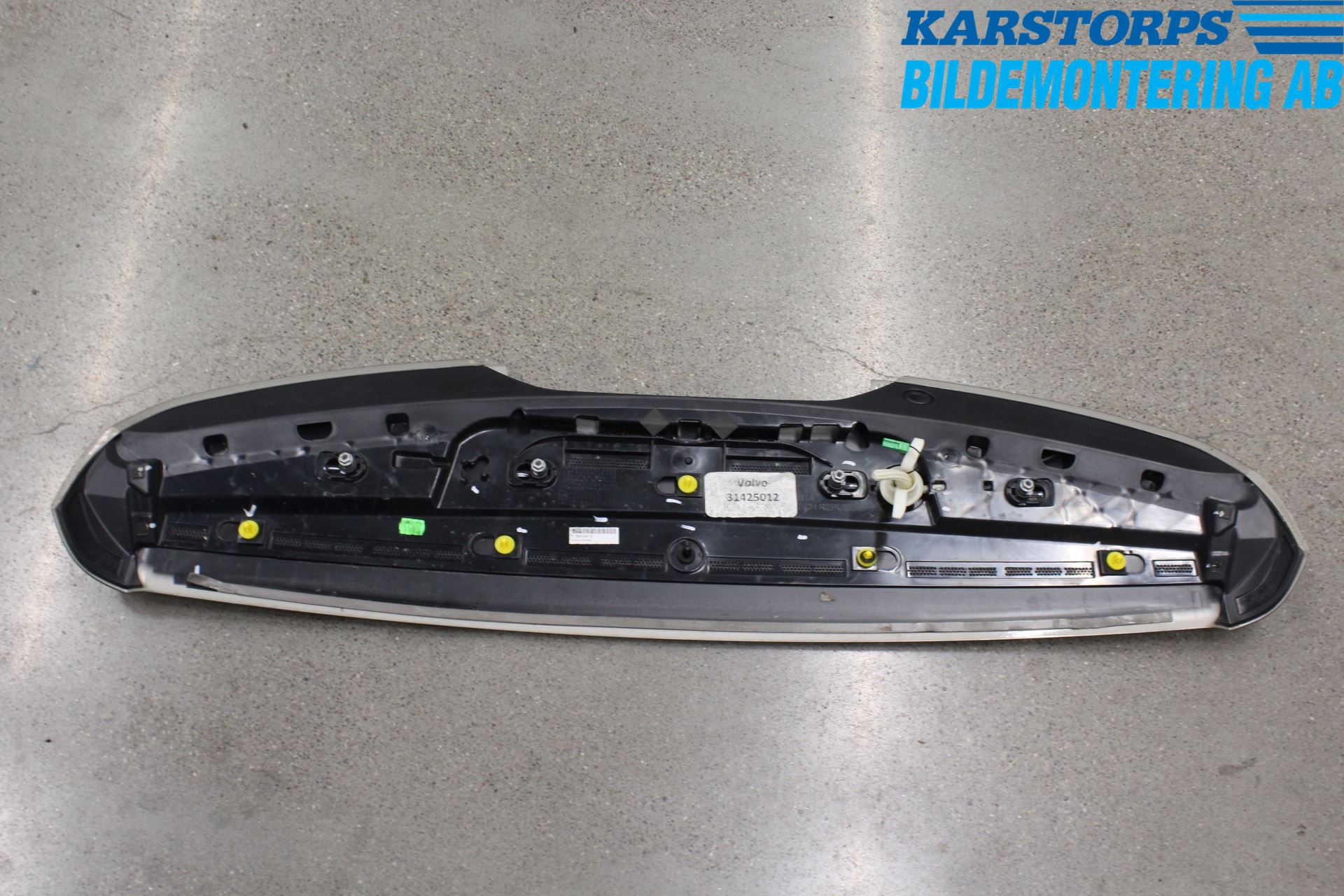 Volvo V60 14-18 Spoiler Bakluke