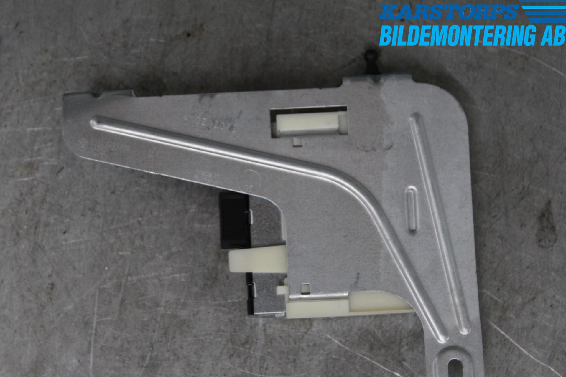 BMW 5 F10/F11/F18 09-17 Rele Spenningsomformer