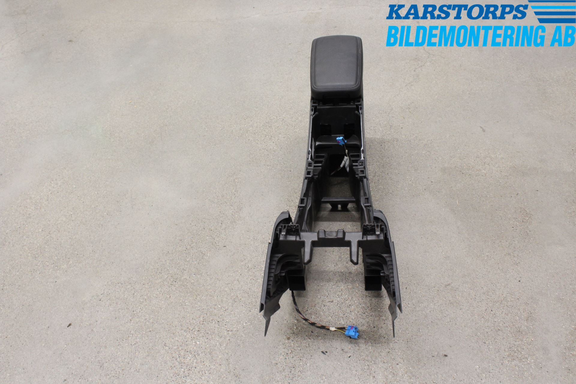 Mercedes-Benz MB B-KLASS (W246/W242) 12-19 Innr Konsoll-Lomme