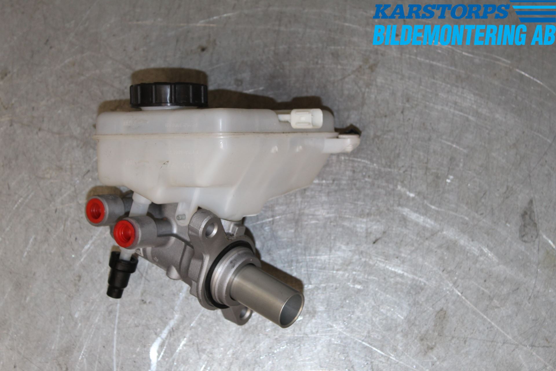 Jaguar XF (X260) 16-24 Brems Hovedsylinder