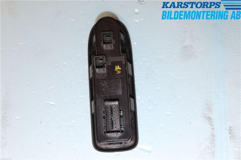 Citroen C3 10-17 Bryter Vindusheis
