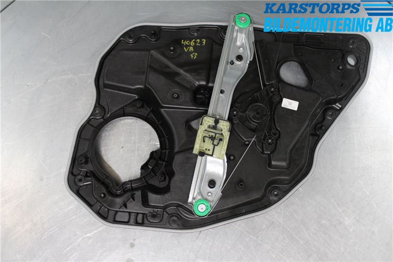 Volvo XC70 14-16 Vindusheis El Komp