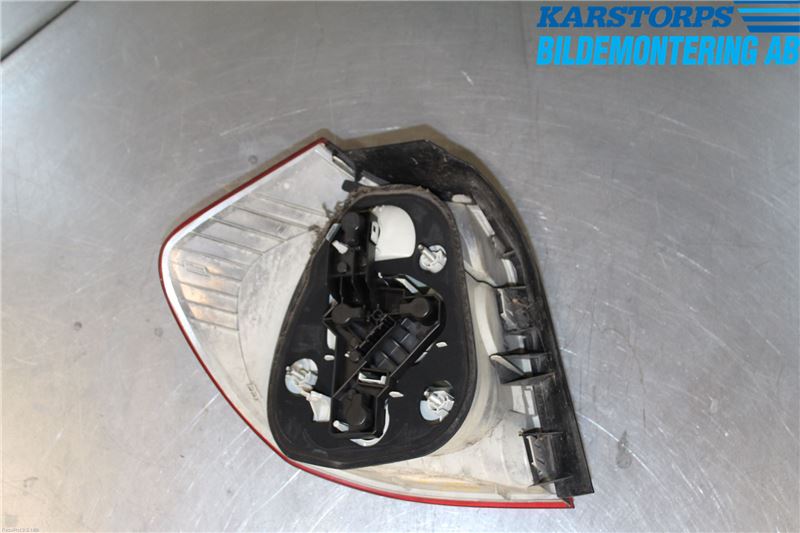 BMW 1 E87/81 5D/3D 03-11 Baklykt Høyre