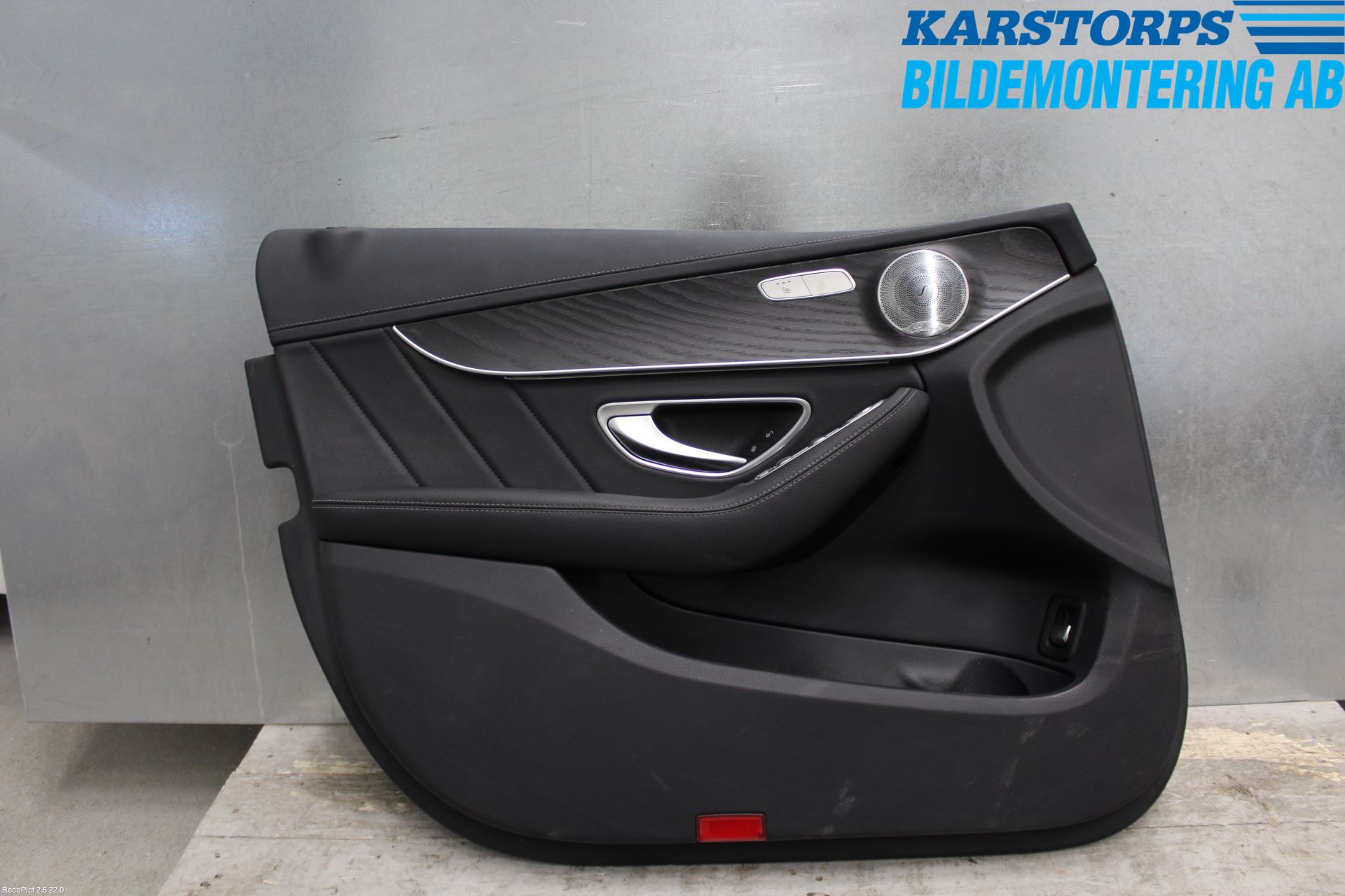 Mercedes-Benz MB C-KLASS (W205) 14-21 Innr Dørtrekk Venstre
