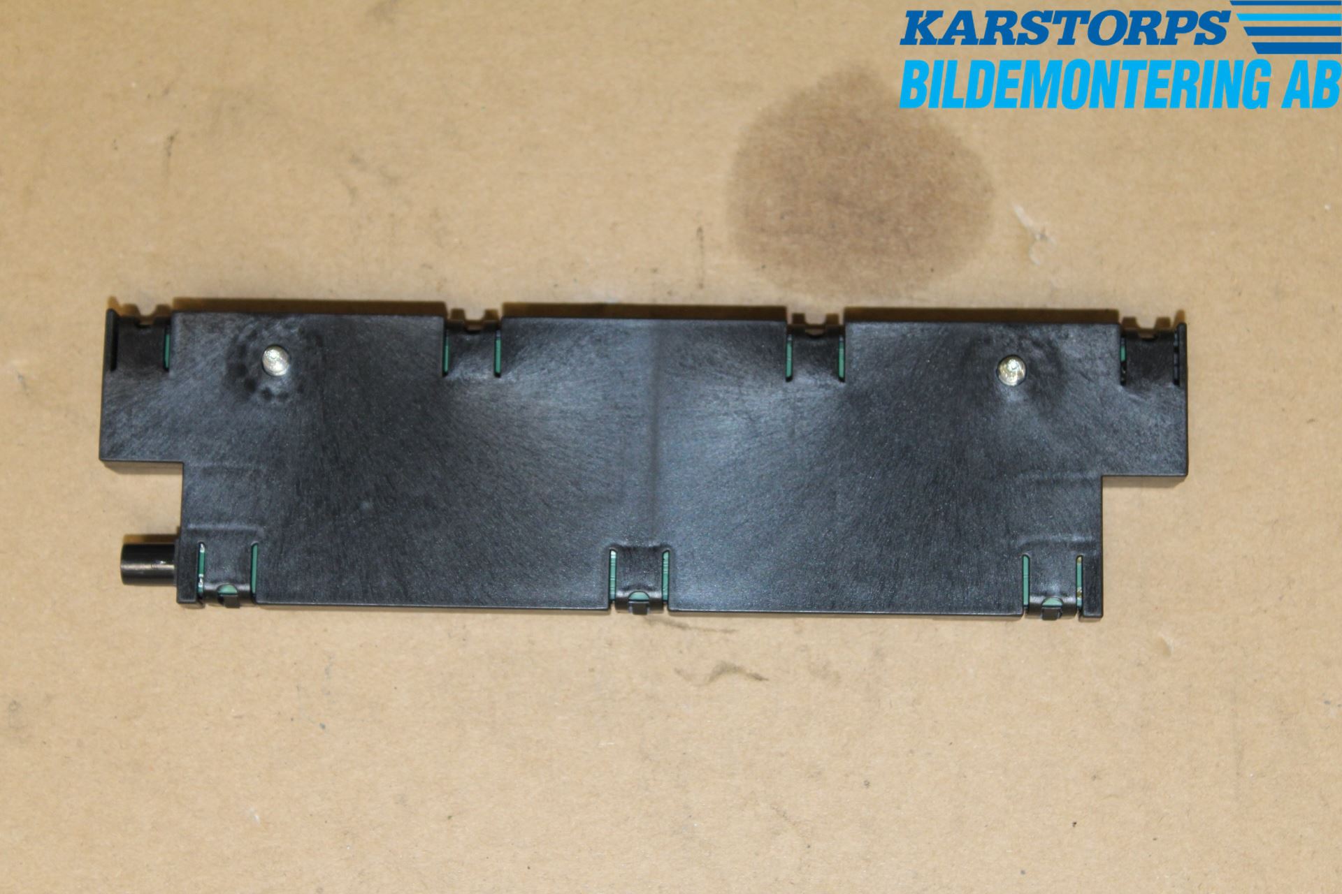 BMW 5 F10/F11/F18 09-17 Stereo Antenneforsterker
