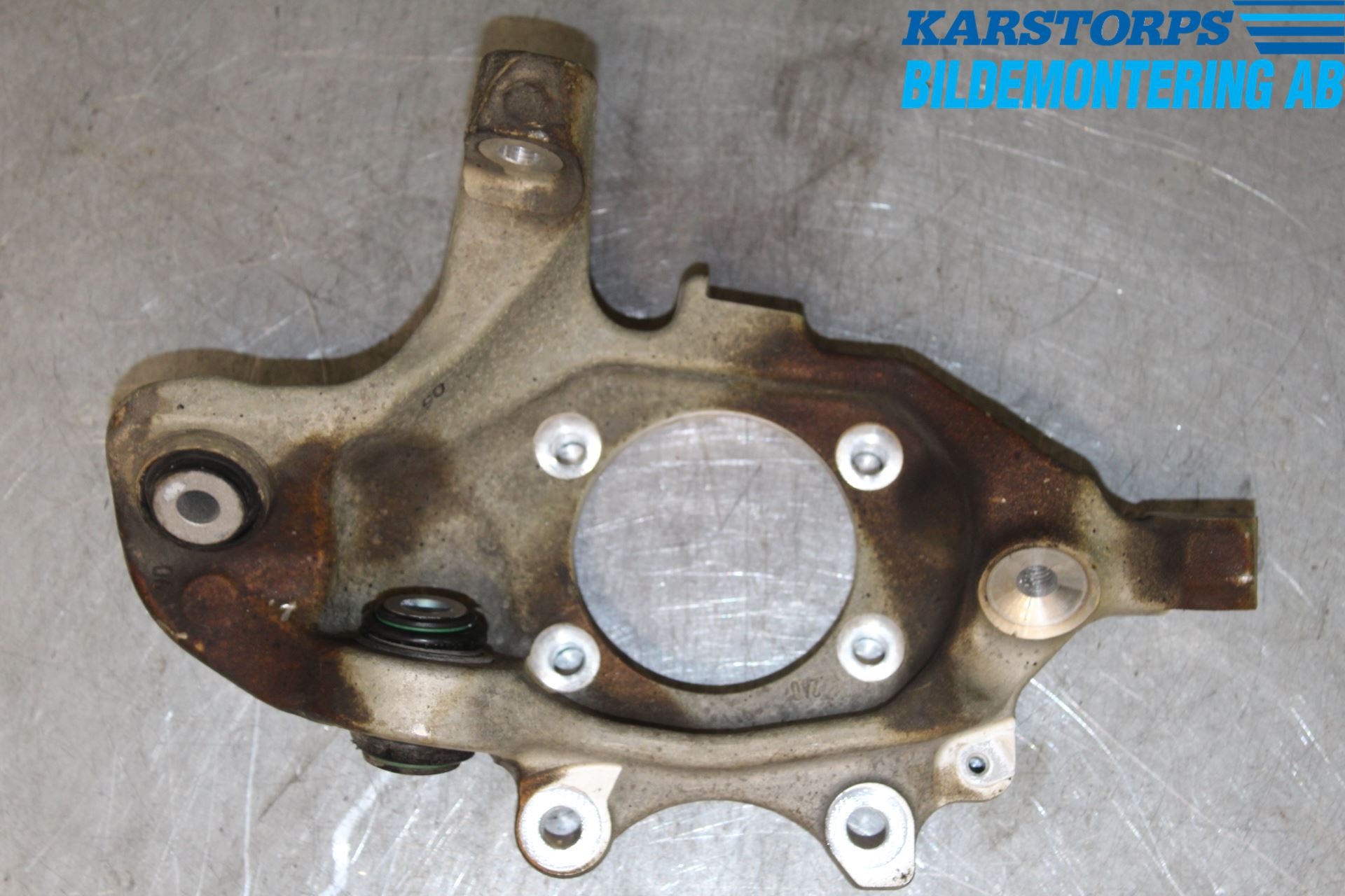Mercedes-Benz MB C-KLASS (W205) 14-21 Spindel Hb
