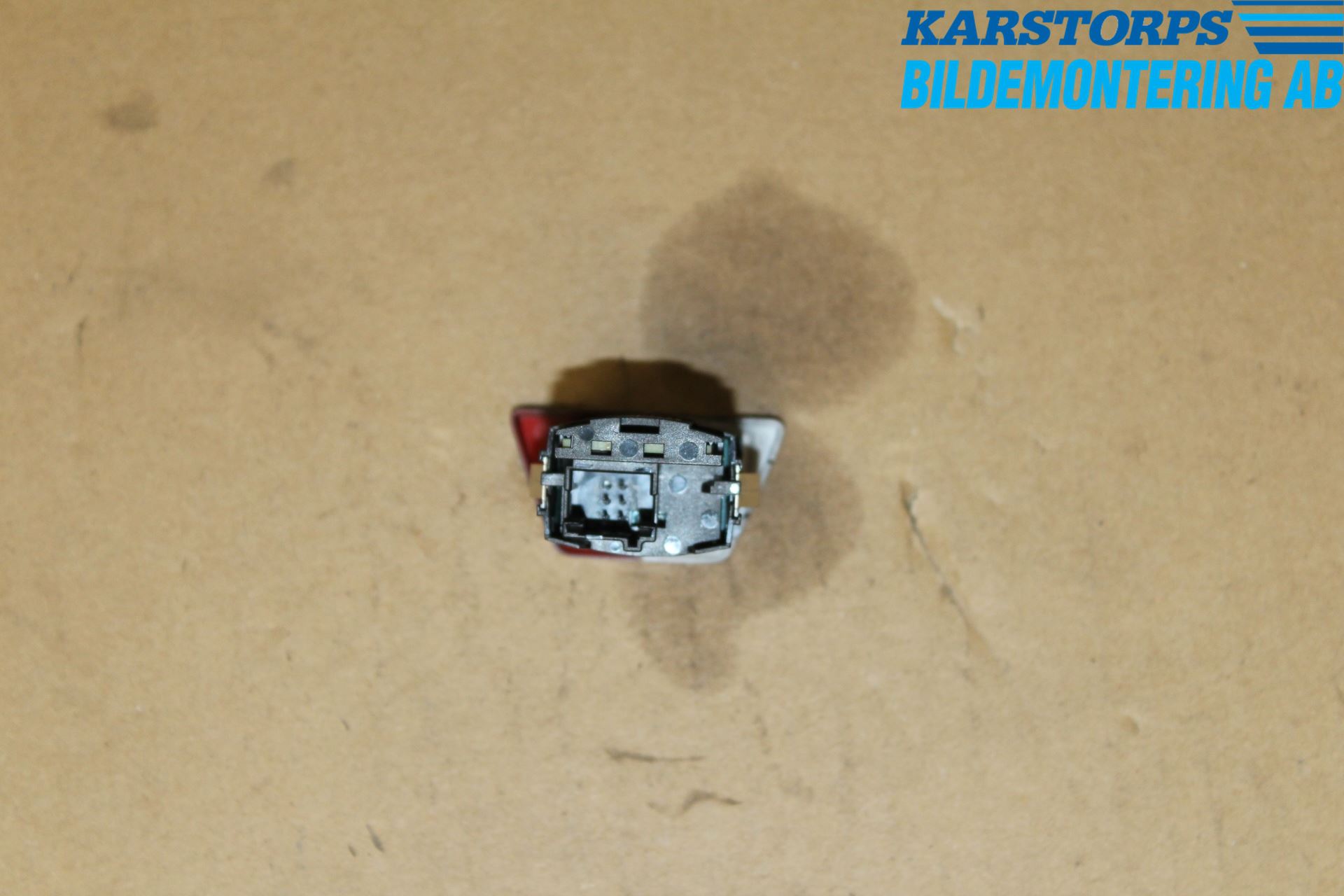 BMW 5 G30/G31/F90 17-23 Bryter Varsel (Nødblink)
