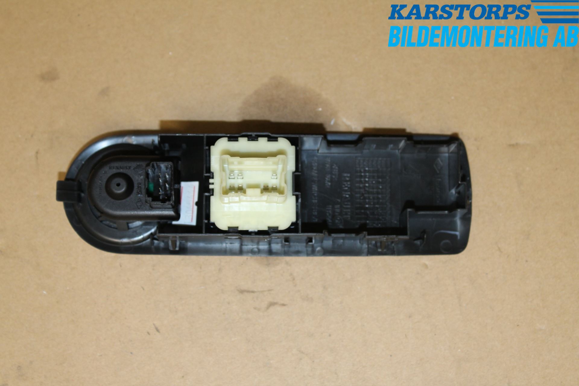 Renault CLIO IV 12-16 Bryter Vindusheis
