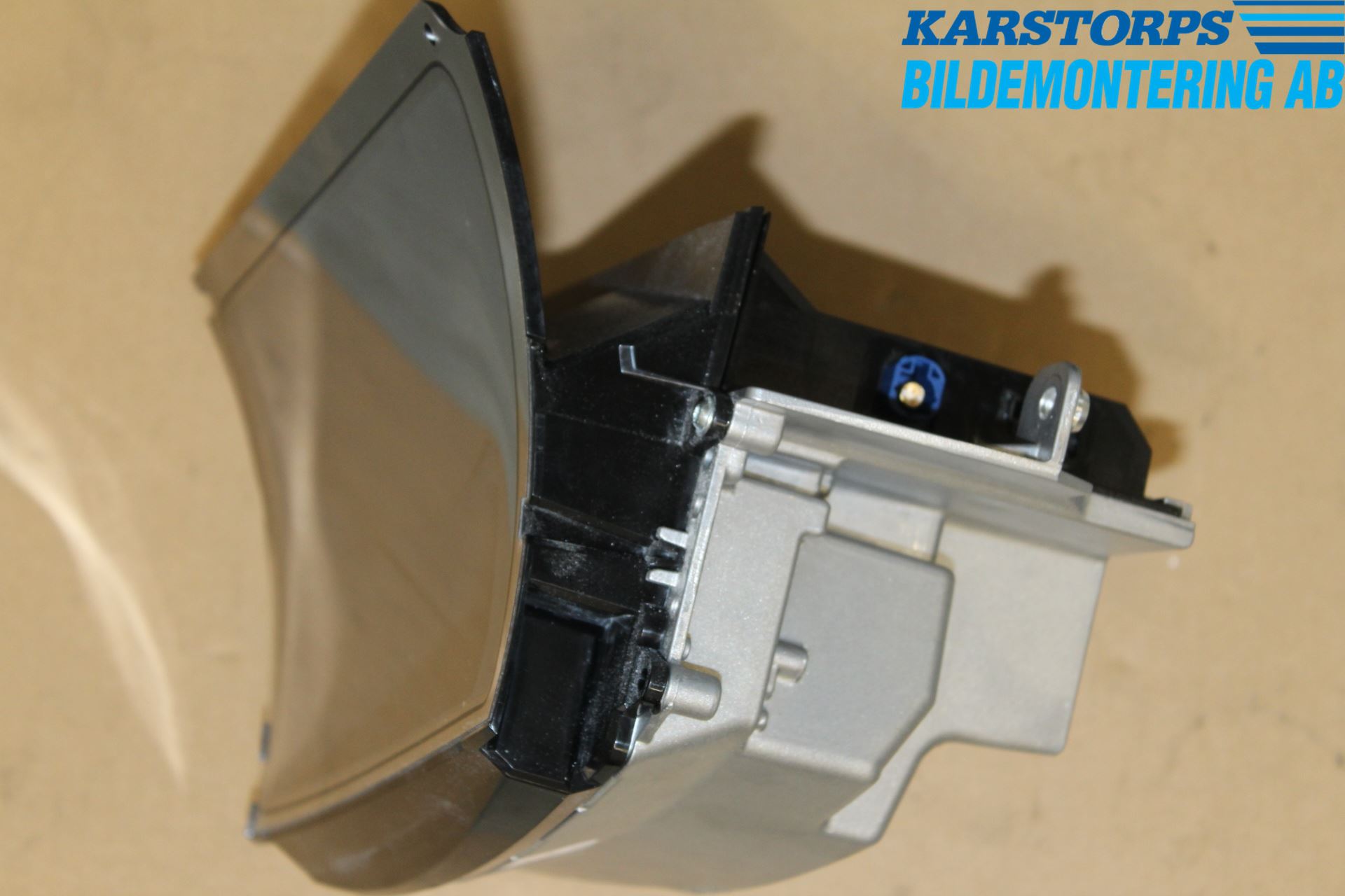 Mercedes-Benz MB E-KLASS (W213) 16-23 Instr Kombinert