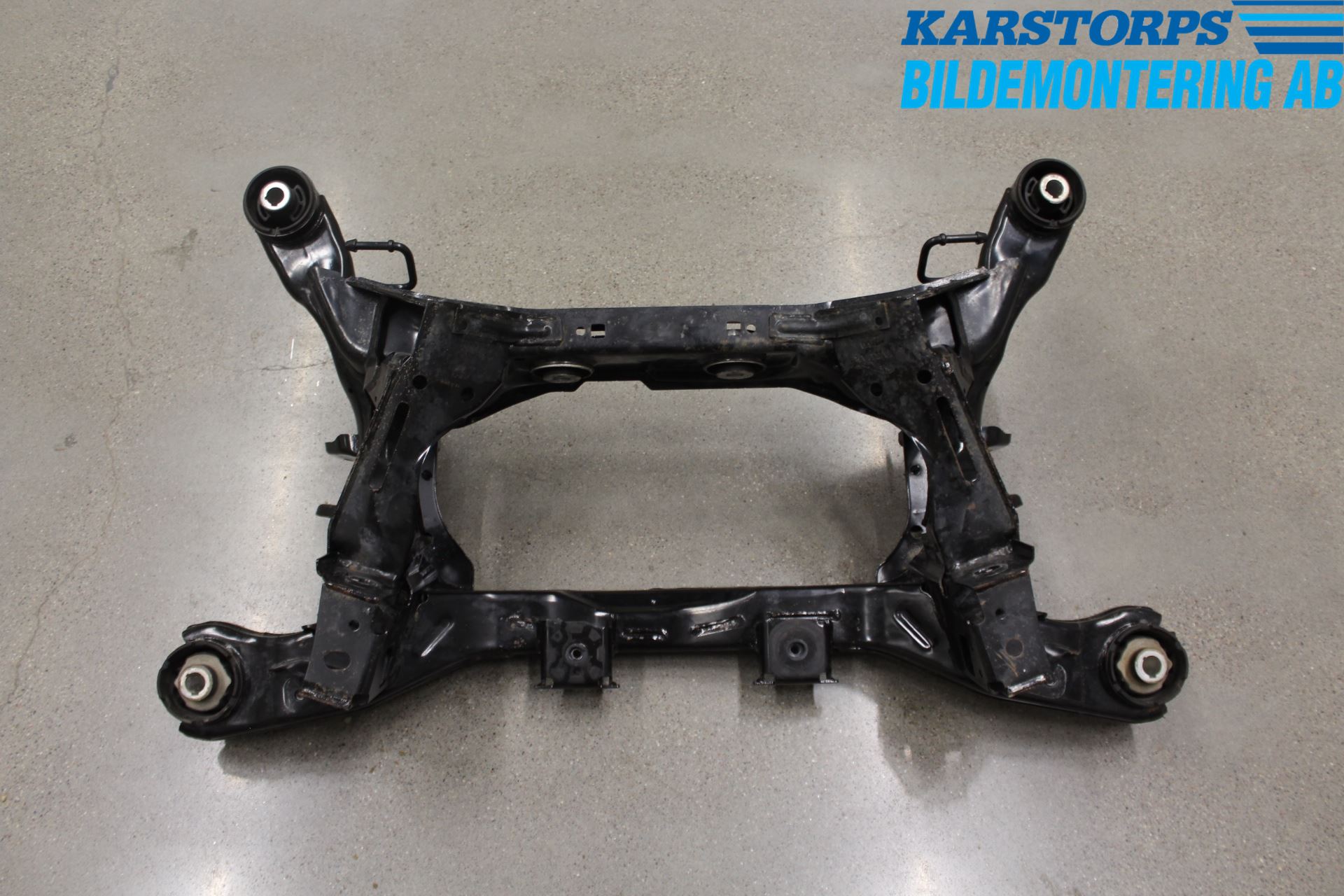 Jaguar XF (X260) 16-24 Bakaksel Feste Travers-Ramme