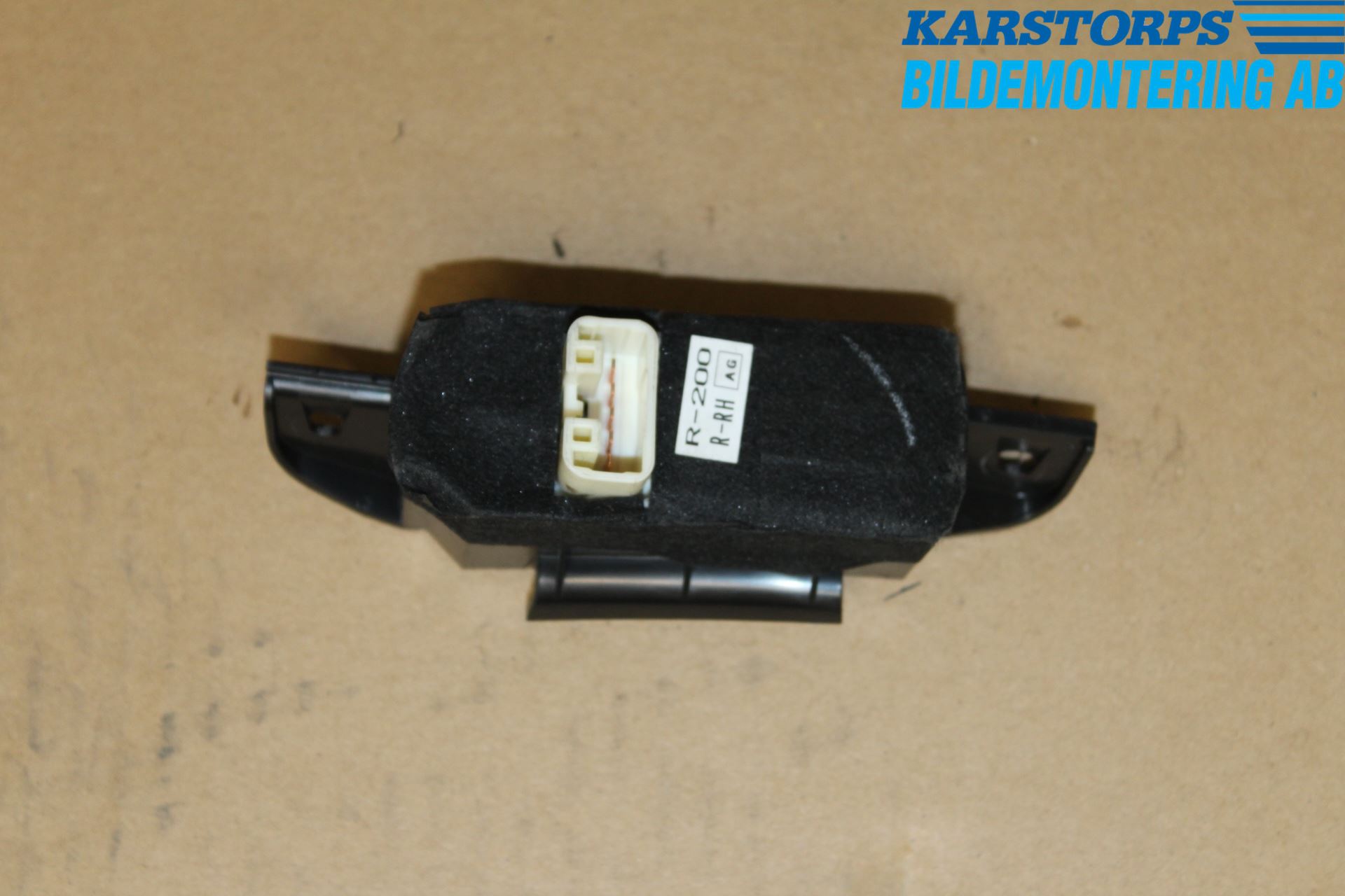 Subaru LEGACY    04-06 Bryter Vindusheis