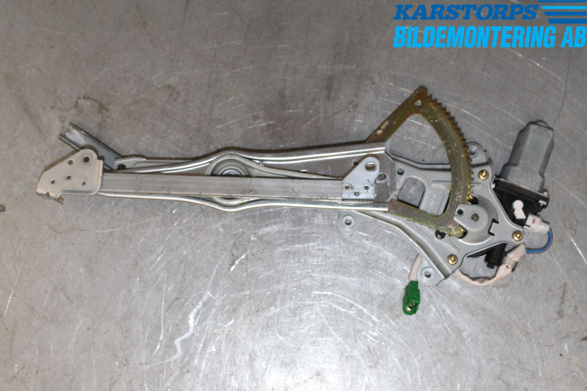 Subaru LEGACY    04-06 Vindusheis El Komp