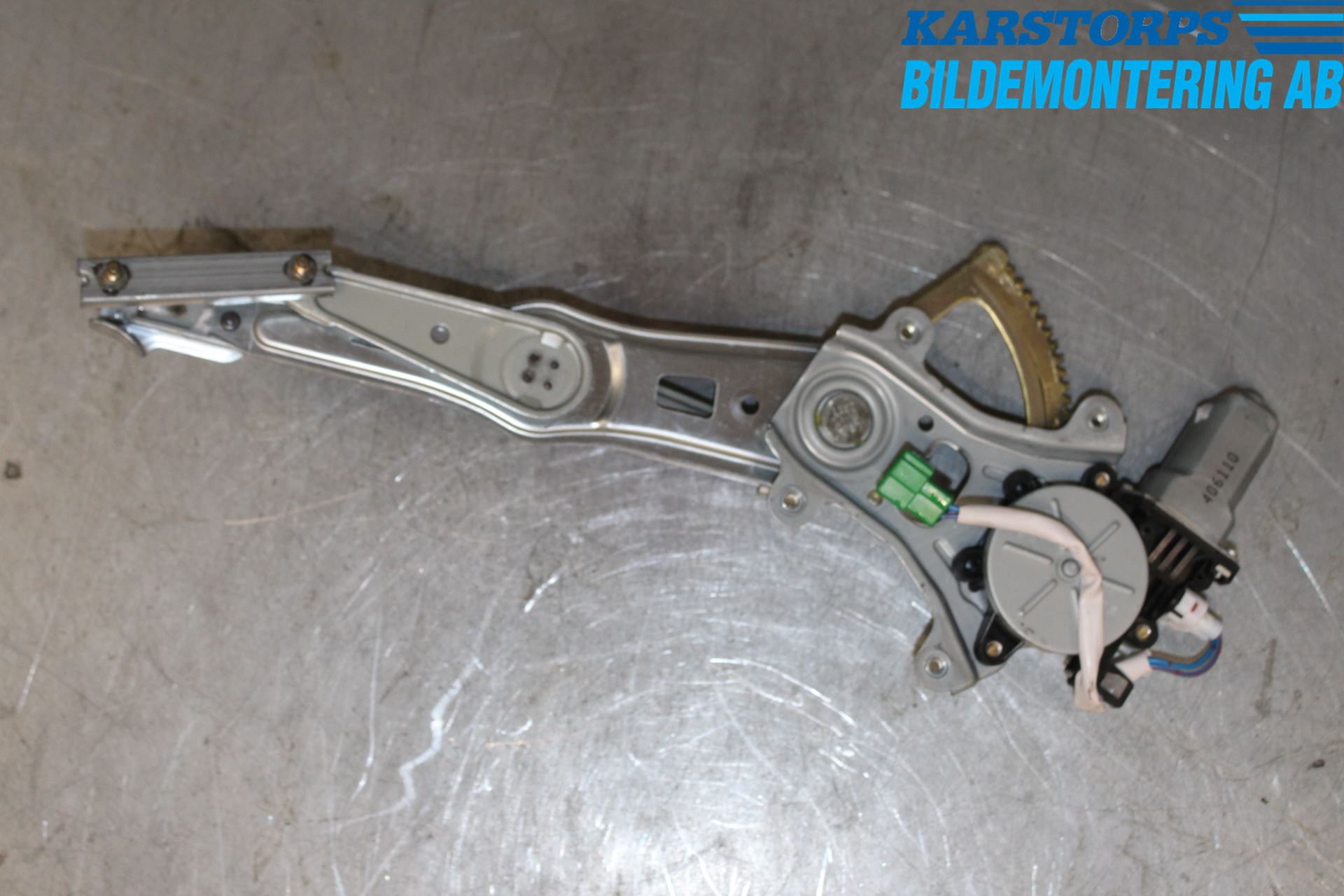 Subaru LEGACY    04-06 Vindusheis El Komp
