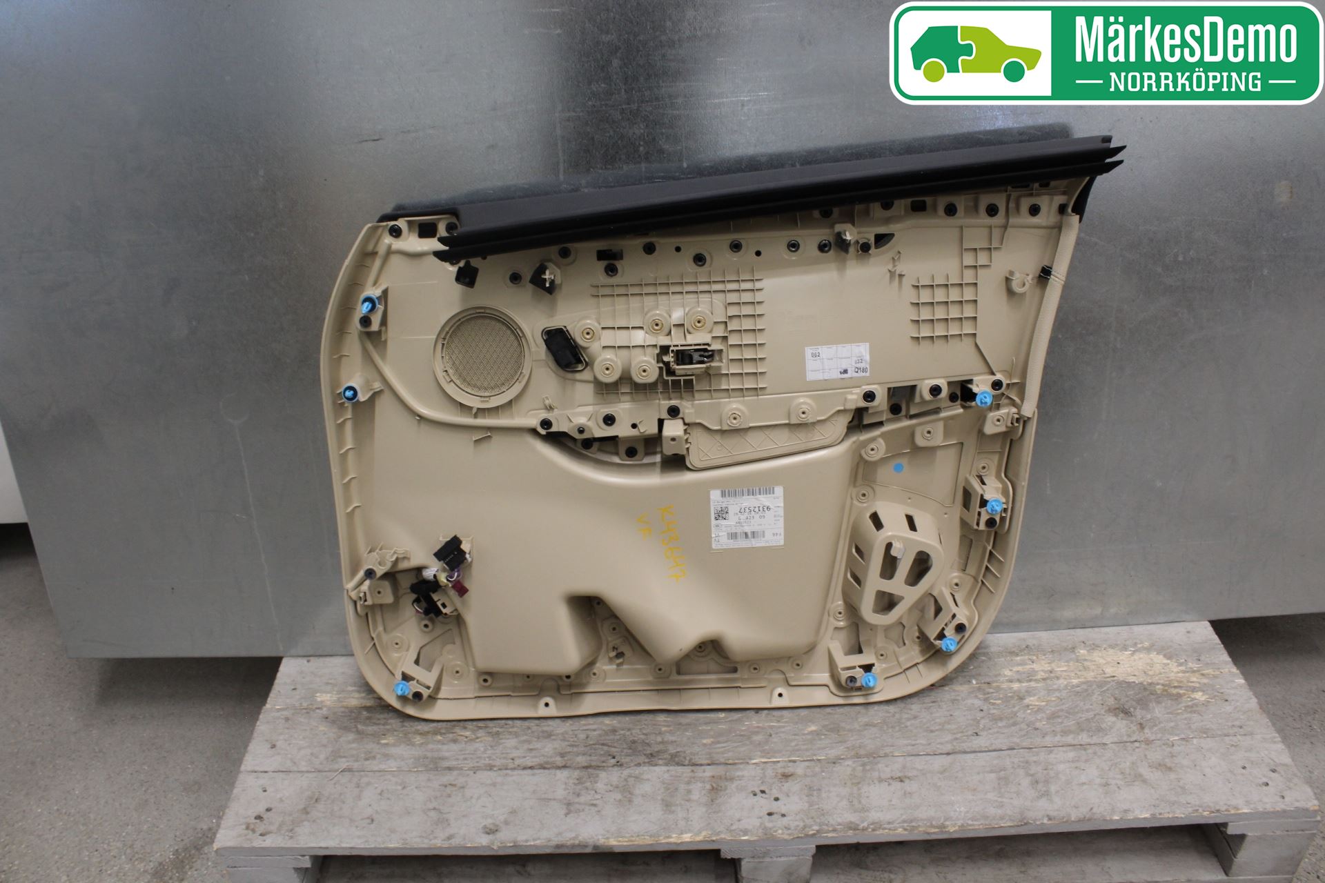 BMW 2 F46 GRAN TOURER 15-22 Innr Dørtrekk Venstre
