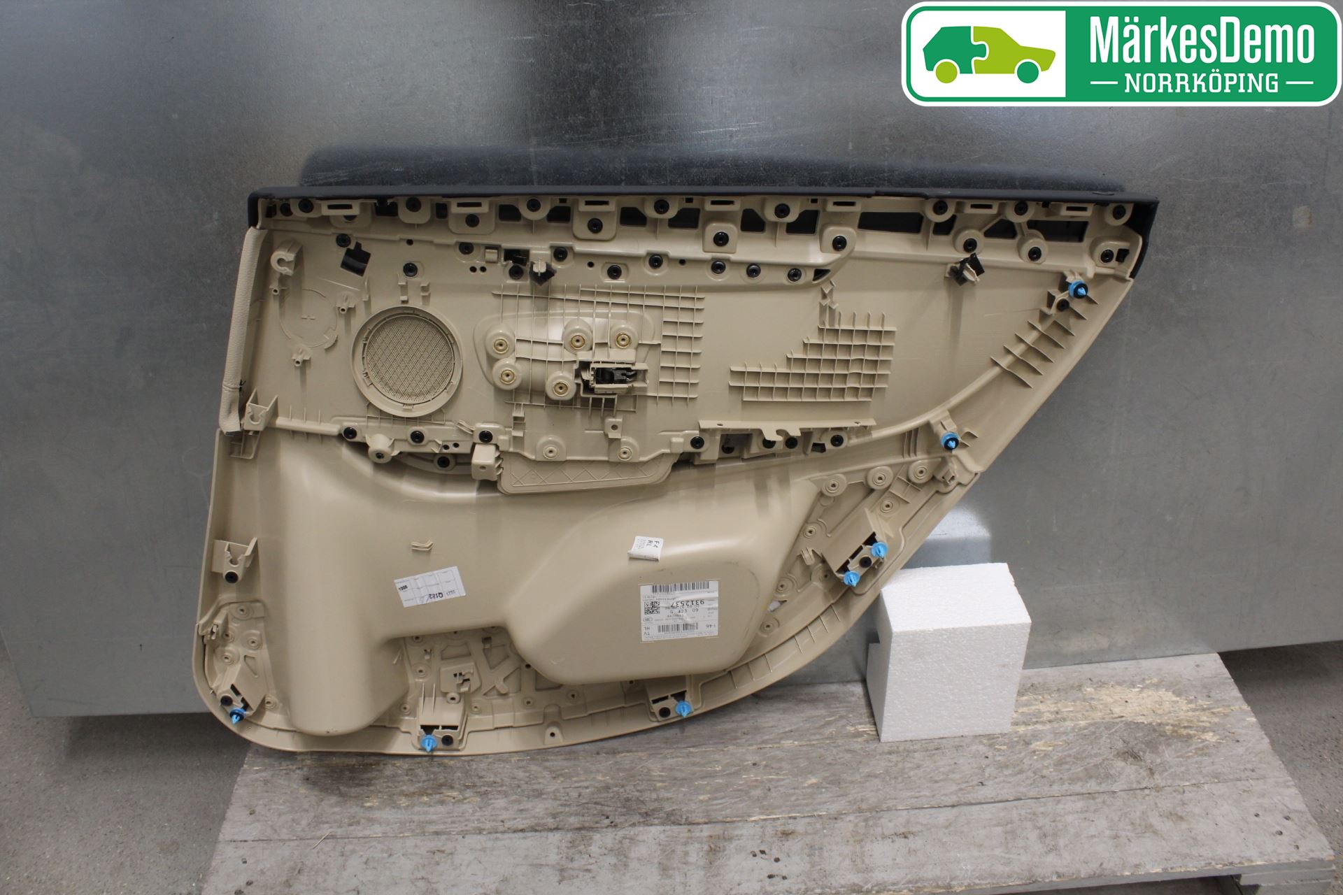 BMW 2 F46 GRAN TOURER 15-22 Innr Dørtrekk Venstre