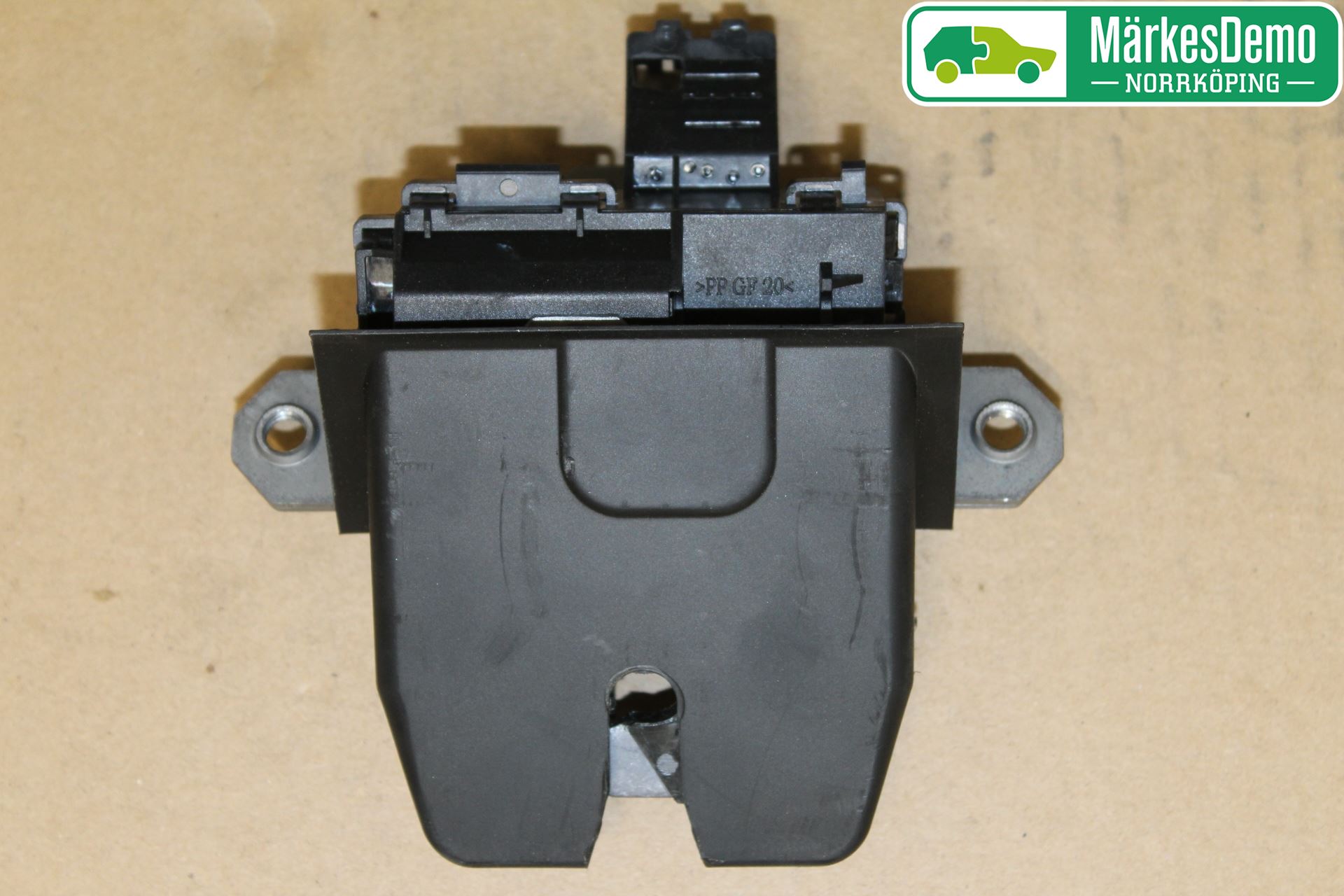 Landrover LAND ROVER RANGE ROVER EVOQUE (L538) 11-18 Bakluke-Lokk Låsekasse