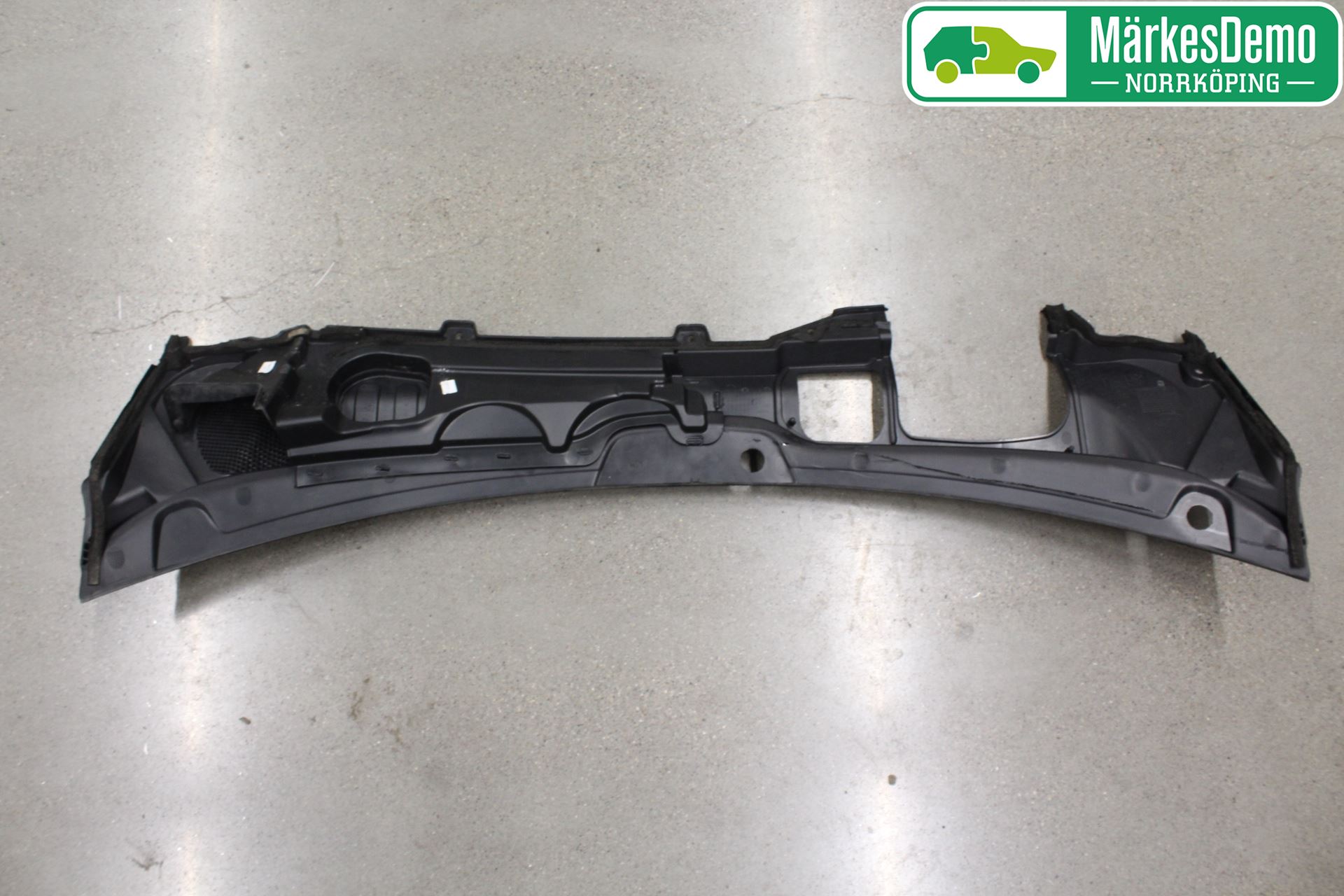 Landrover LAND ROVER RANGE ROVER EVOQUE (L538) 11-18 Visker Deksel-Grill-Under Frr