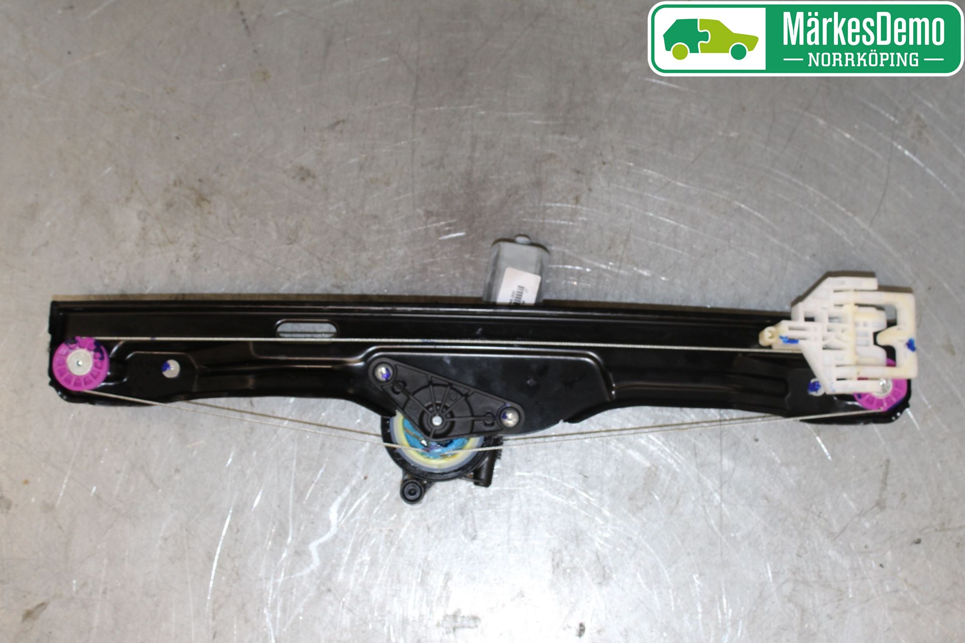 BMW 2 F46 GRAN TOURER 15-22 Vindusheis El Komp