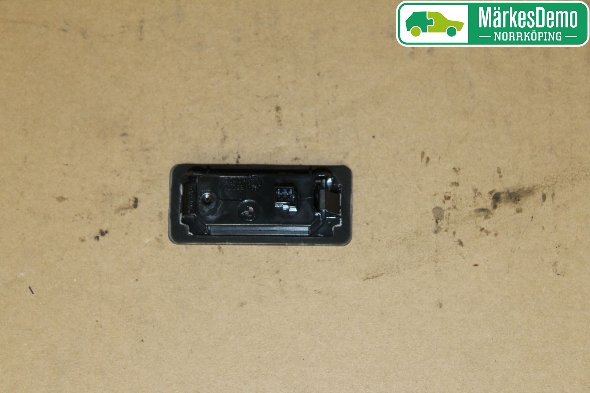BMW 2 F46 GRAN TOURER 15-22 Skilt Belysning