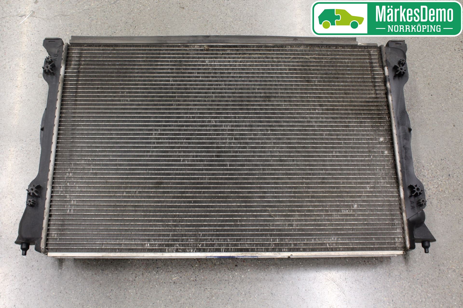 Audi A6/S6     05-11 Radiator Manuell
