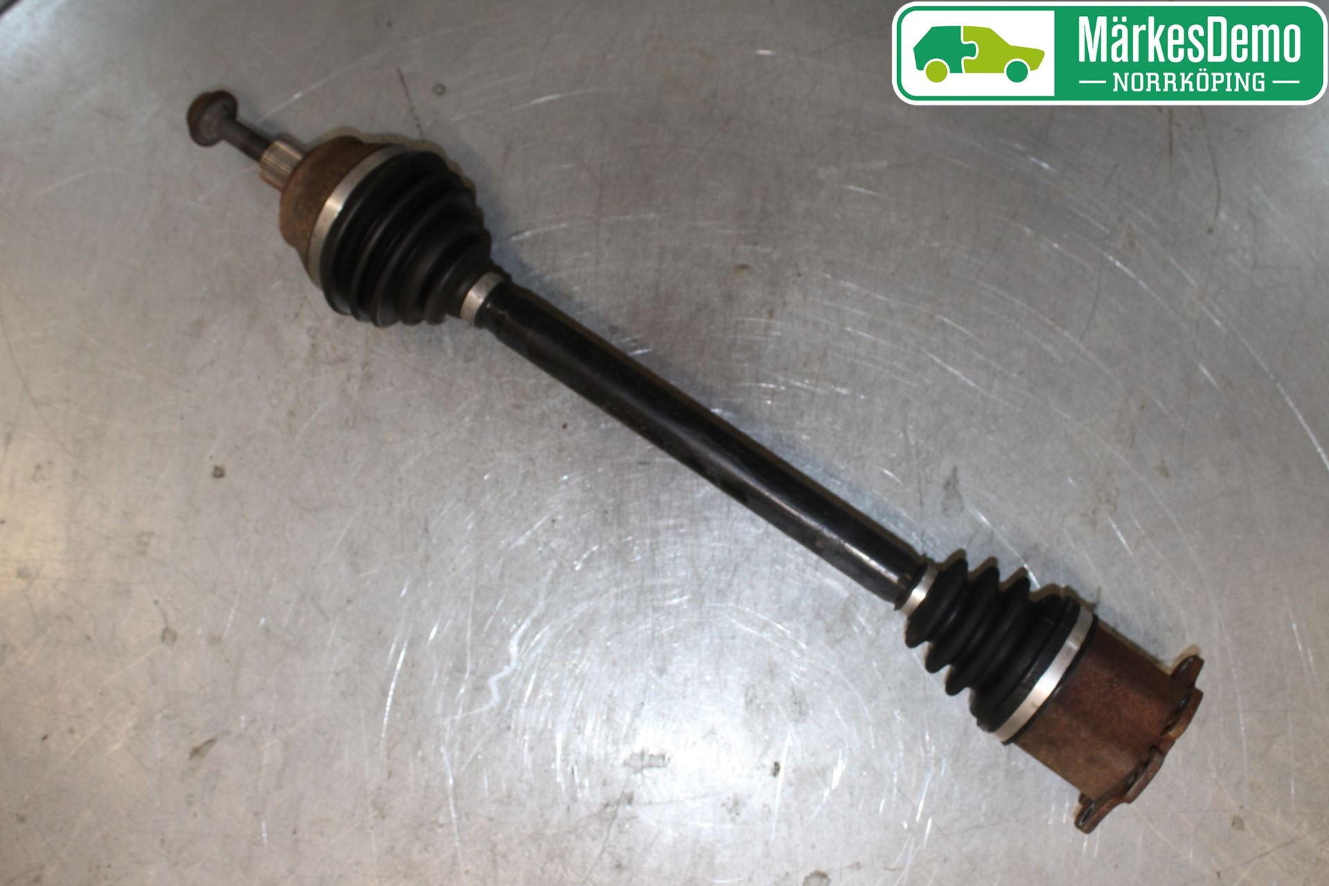 Audi A6/S6     05-11 Drivaksel Foran Kompl Venstre