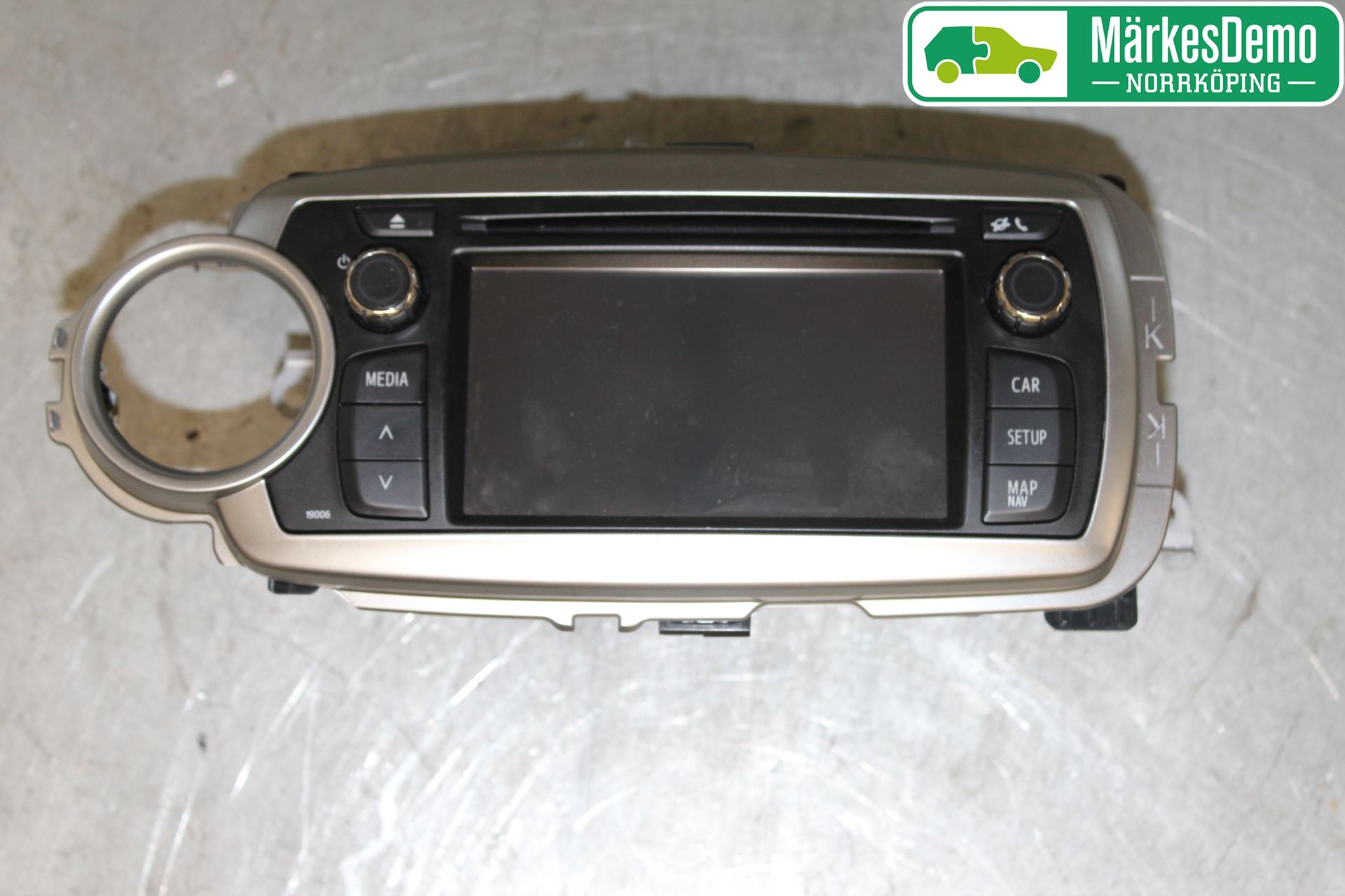 Toyota YARIS XP130 12-14 Stereo Radio Med Cd