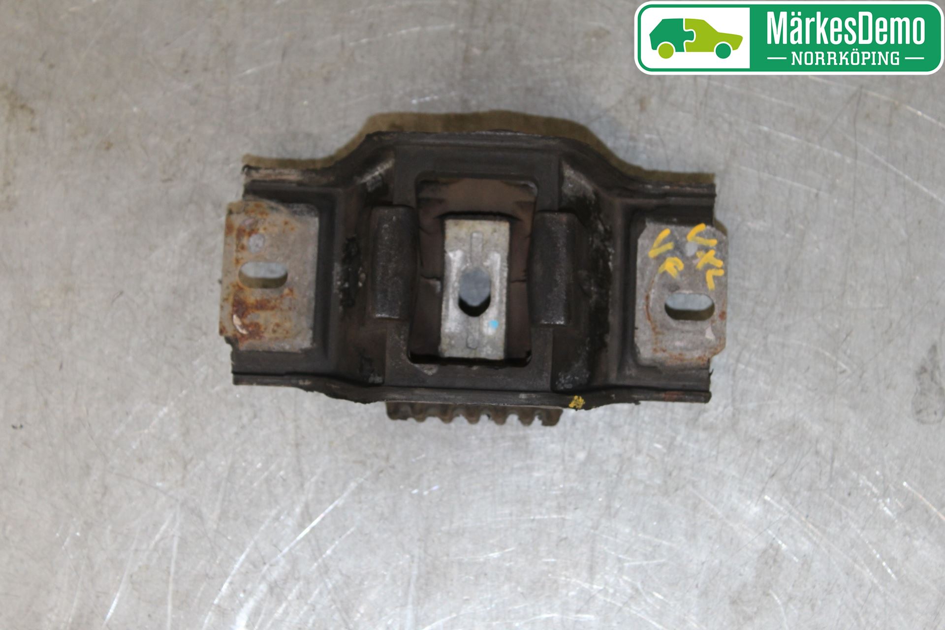 Ford FIESTA     06-08 Gearkasse Feste Gummi