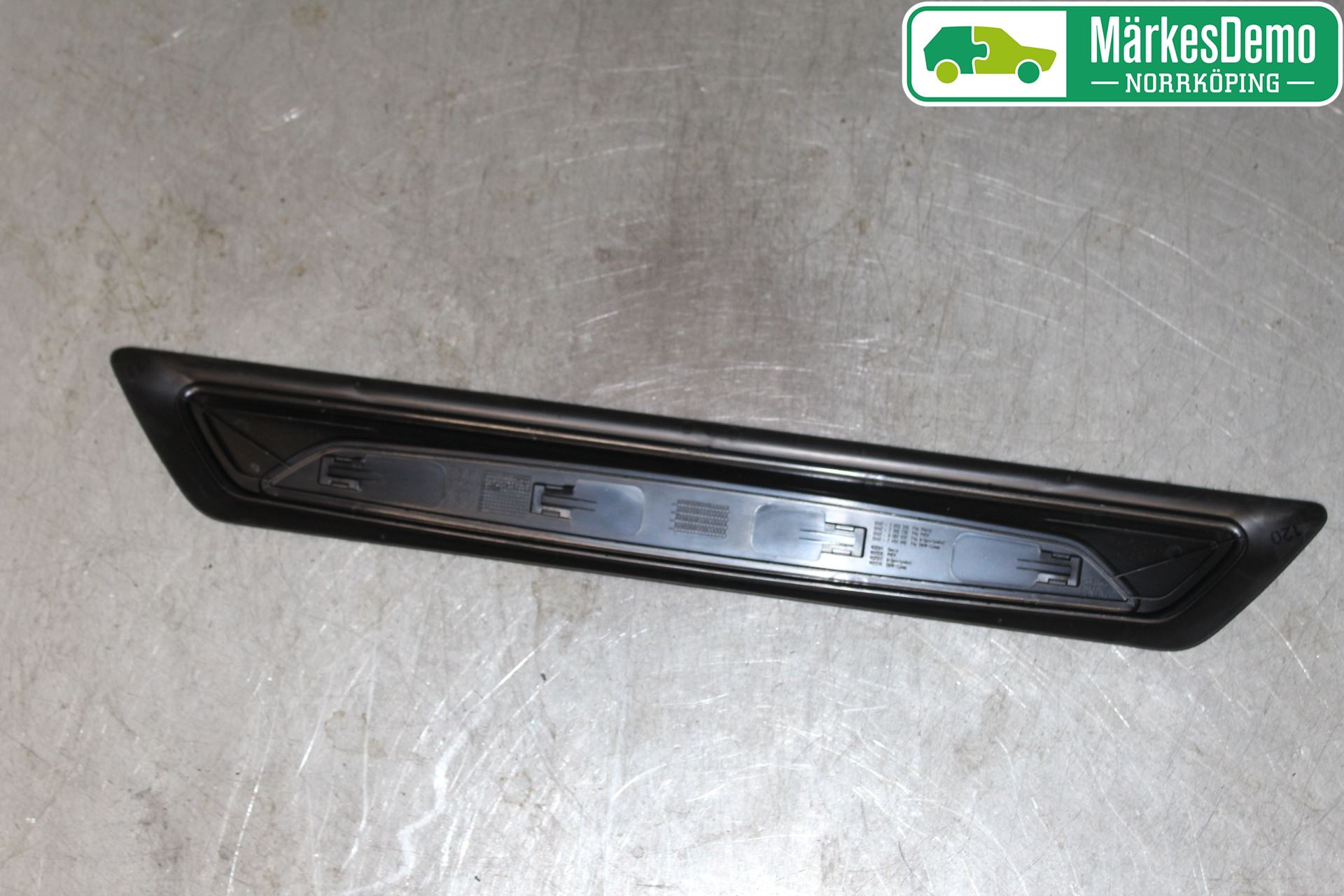 BMW 1 F20/F21 11-19 Innr Terskel Innstigning