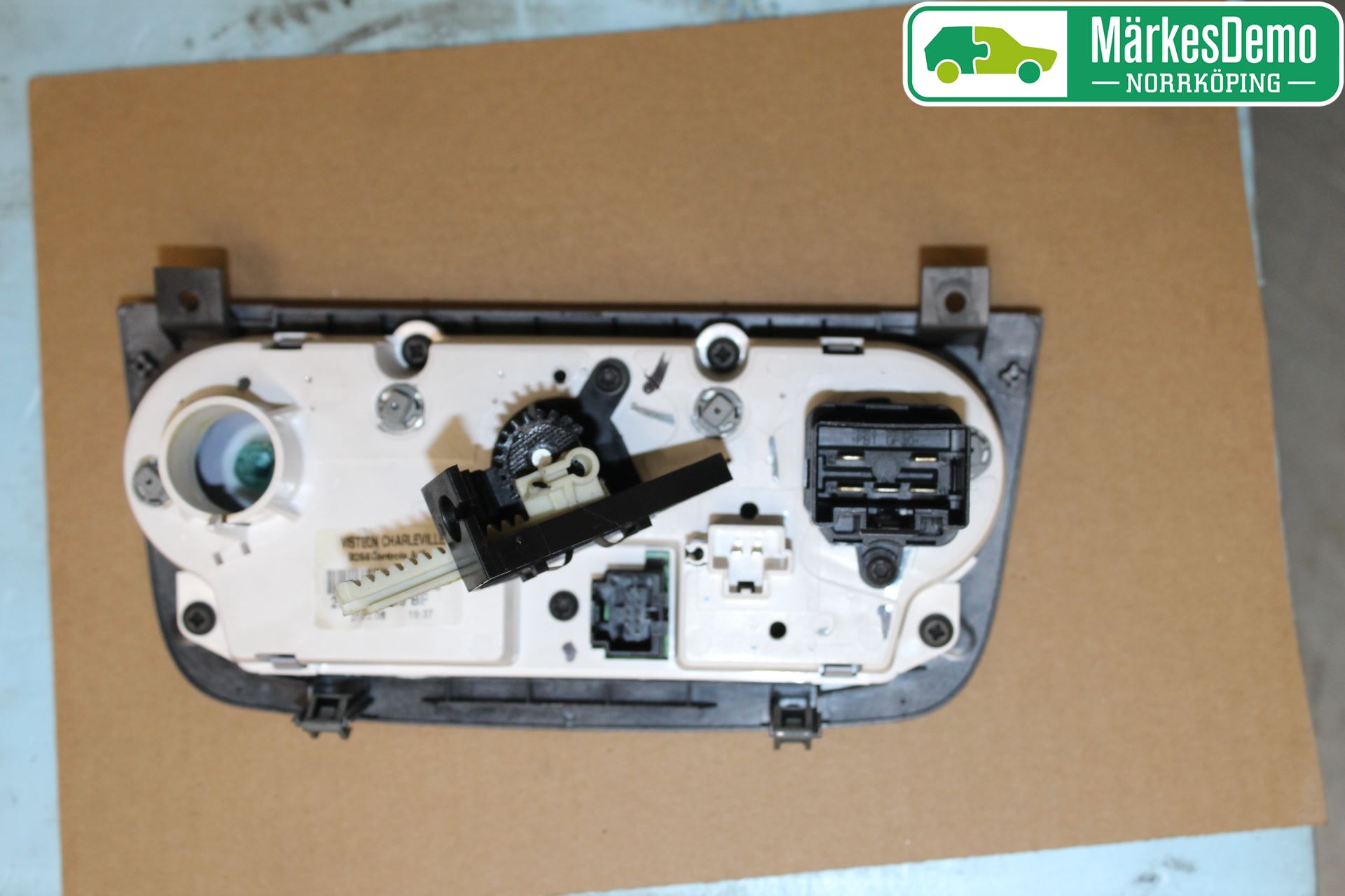 Ford FIESTA     06-08 Varmeapparat Panel(Regulering)