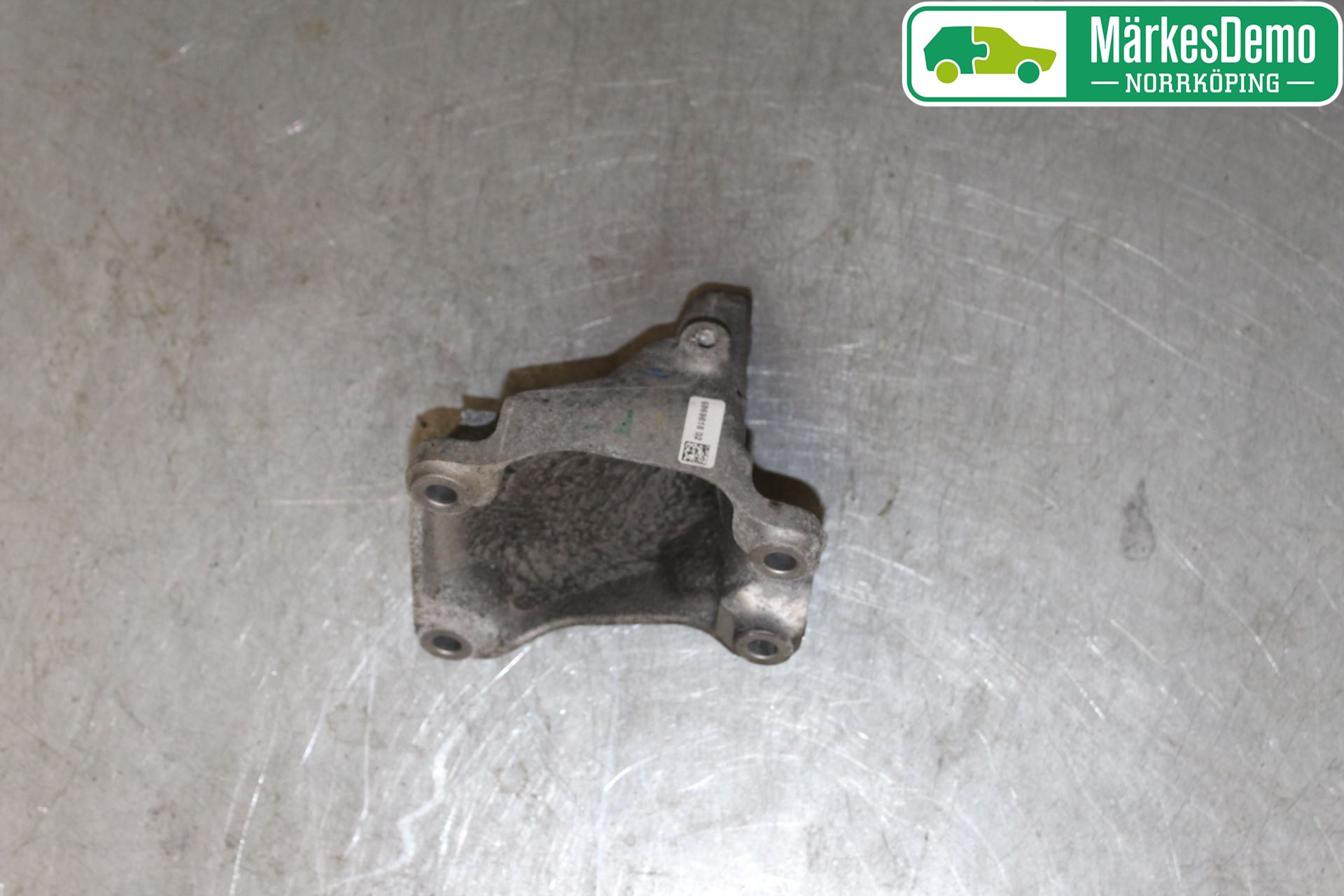 BMW 1 F20/F21 11-19 Motor Feste Stål-Alu