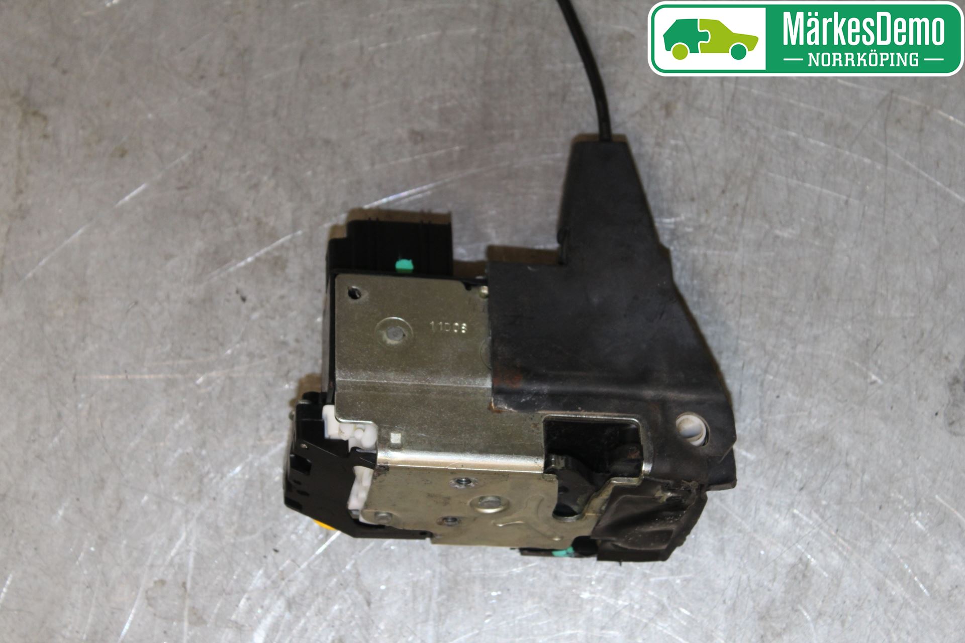 Ford FIESTA     06-08 Dørlås - Låsekasse